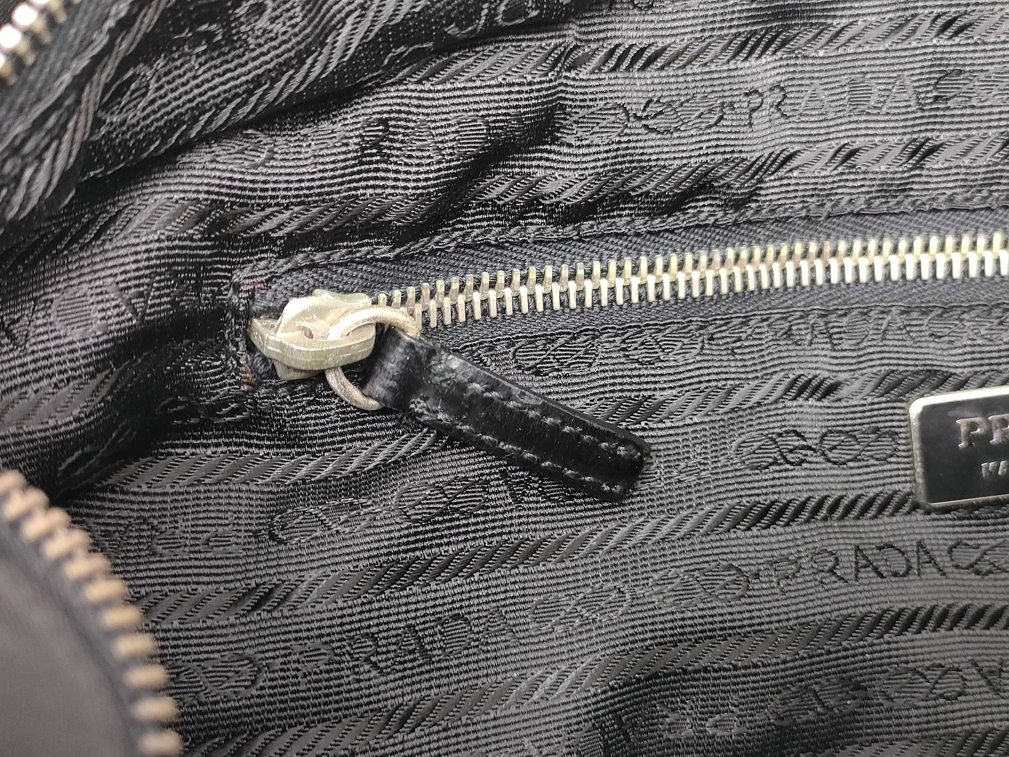 Nylon Prada Shoulder Bag Triangle Logo Nylon Leather Tote Bag — view 13