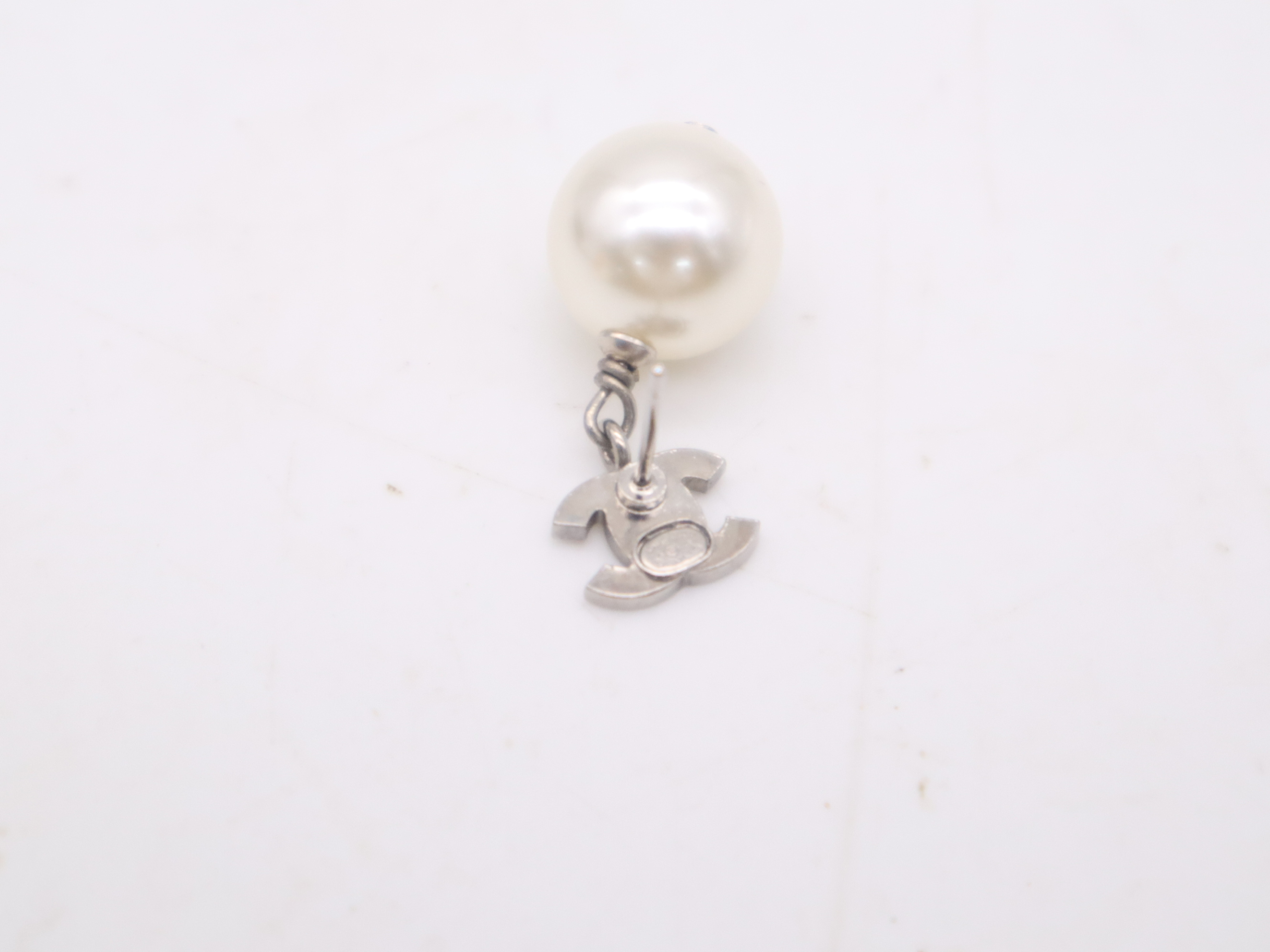 A36138 Glass Stone/Faux Pearl/Metal Coco Mark Earrings (Faux Pearl Rhinestone, with Storage Bag and Box) — view 11