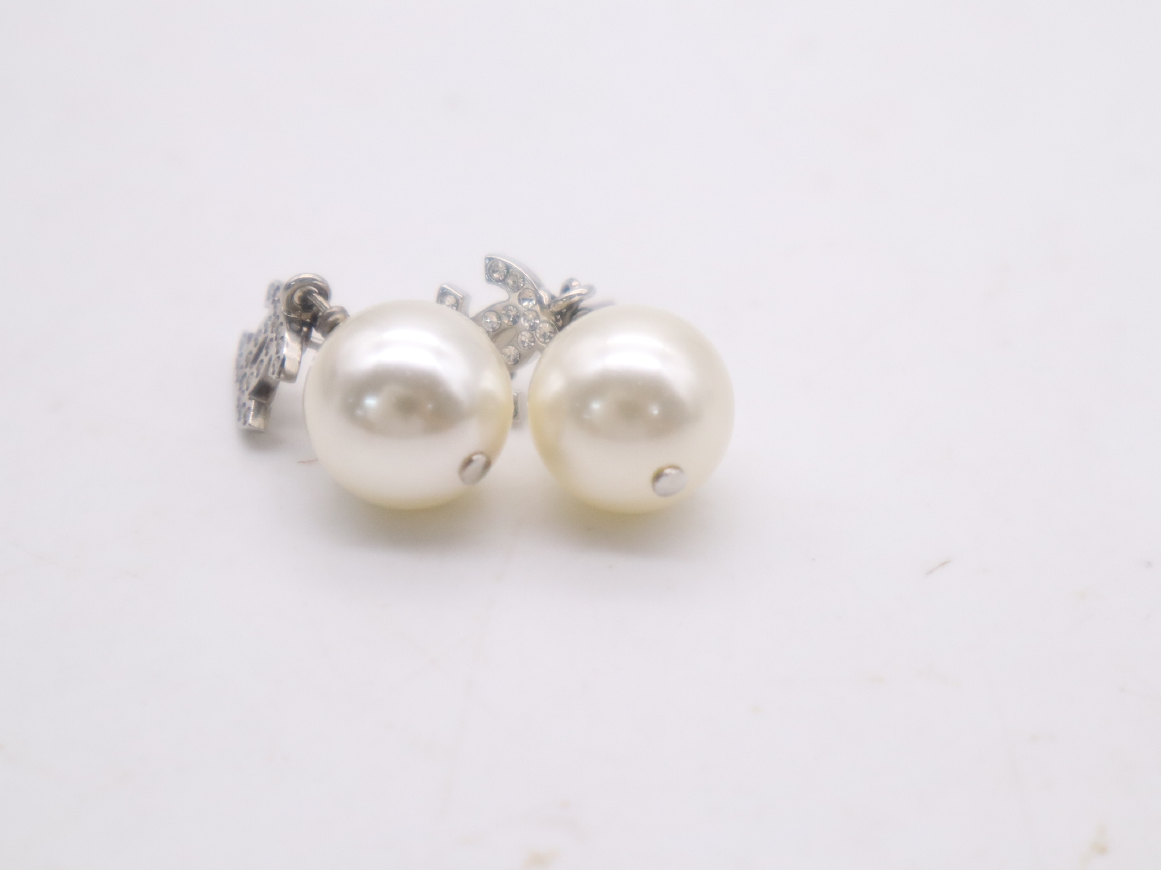 A36138 Glass Stone/Faux Pearl/Metal Coco Mark Earrings (Faux Pearl Rhinestone, with Storage Bag and Box) — view 12