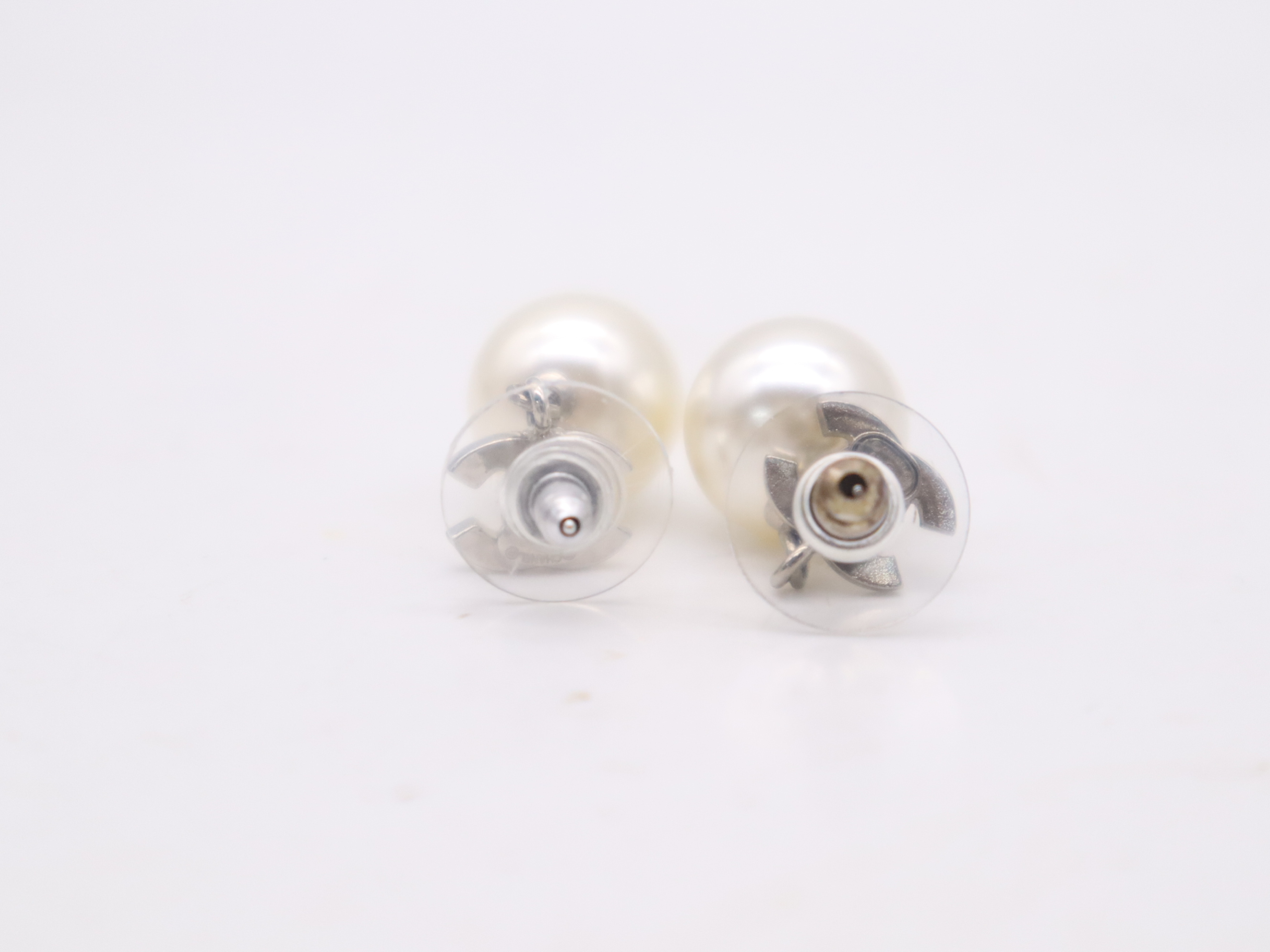A36138 Glass Stone/Faux Pearl/Metal Coco Mark Earrings (Faux Pearl Rhinestone, with Storage Bag and Box) — view 5