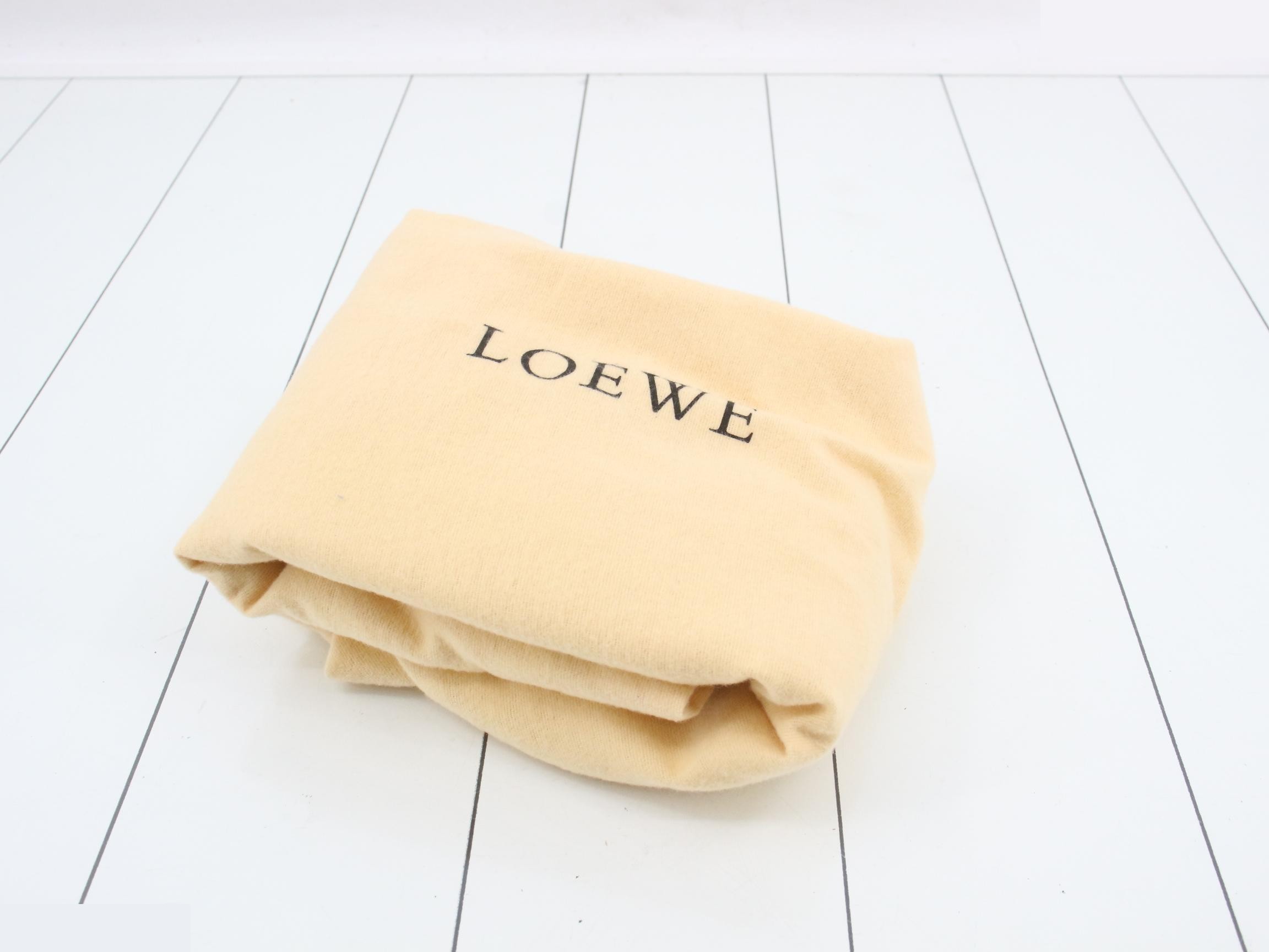 Shoulder bag, Nappa Aire, Anagram, Lambskin — view 7