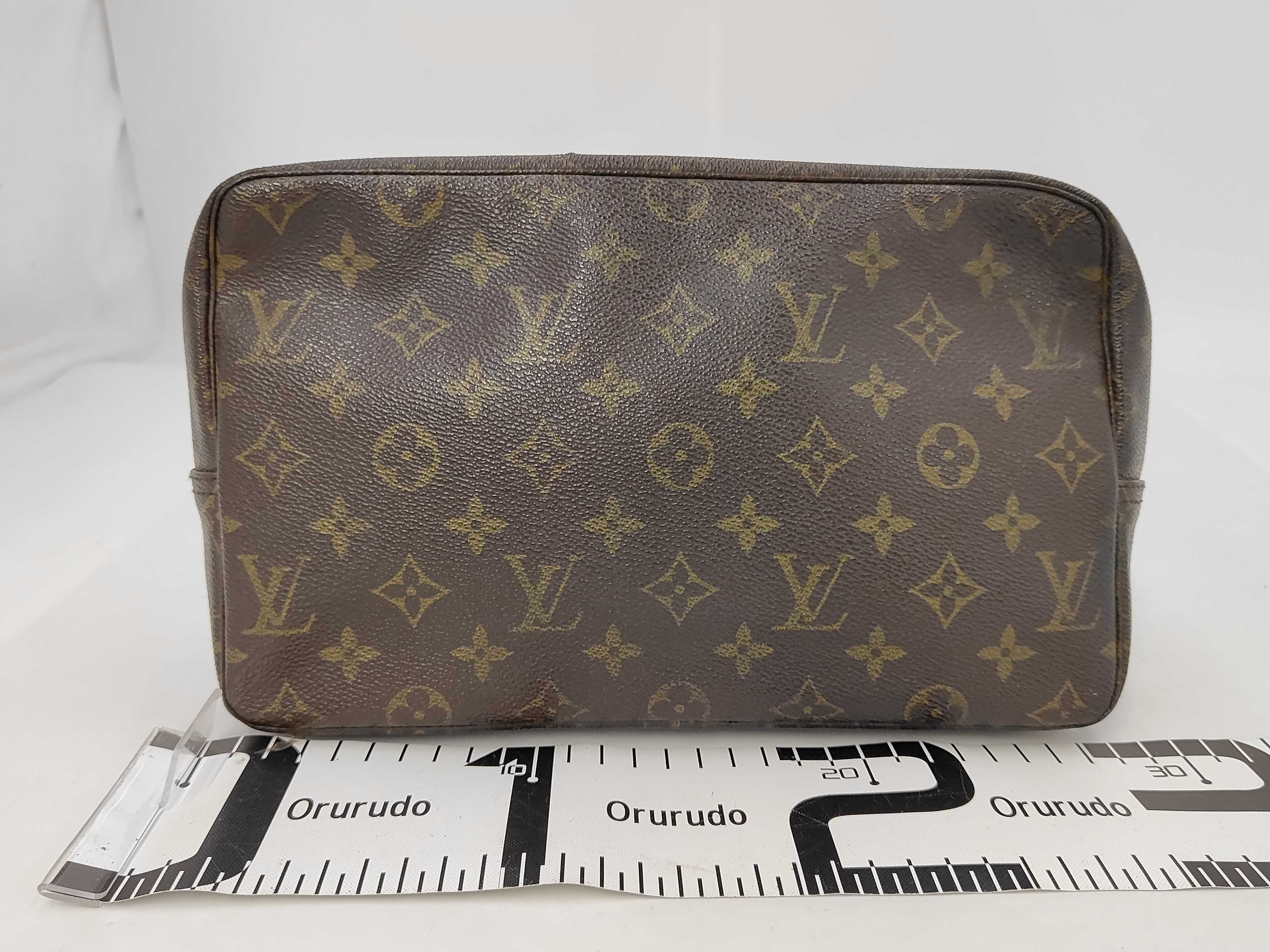 Monogram Trousses Toilette 28 Pouch M47522 Pouch — view 2