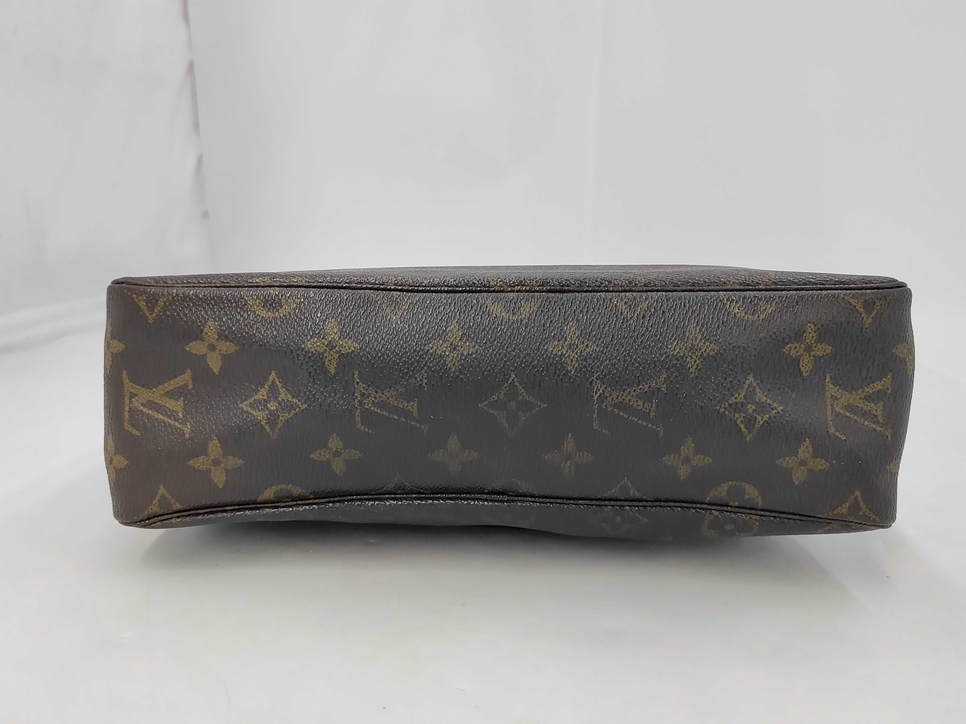 Monogram Trousses Toilette 28 Pouch M47522 Pouch — view 3