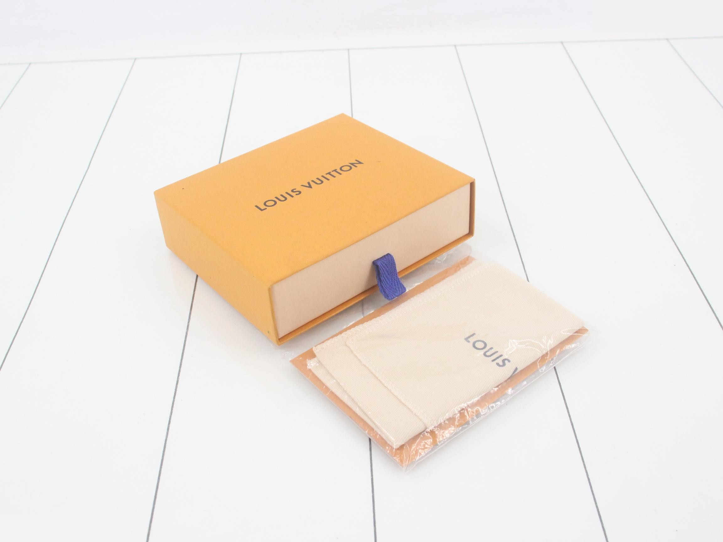 Portefeuille Céleste — view 5