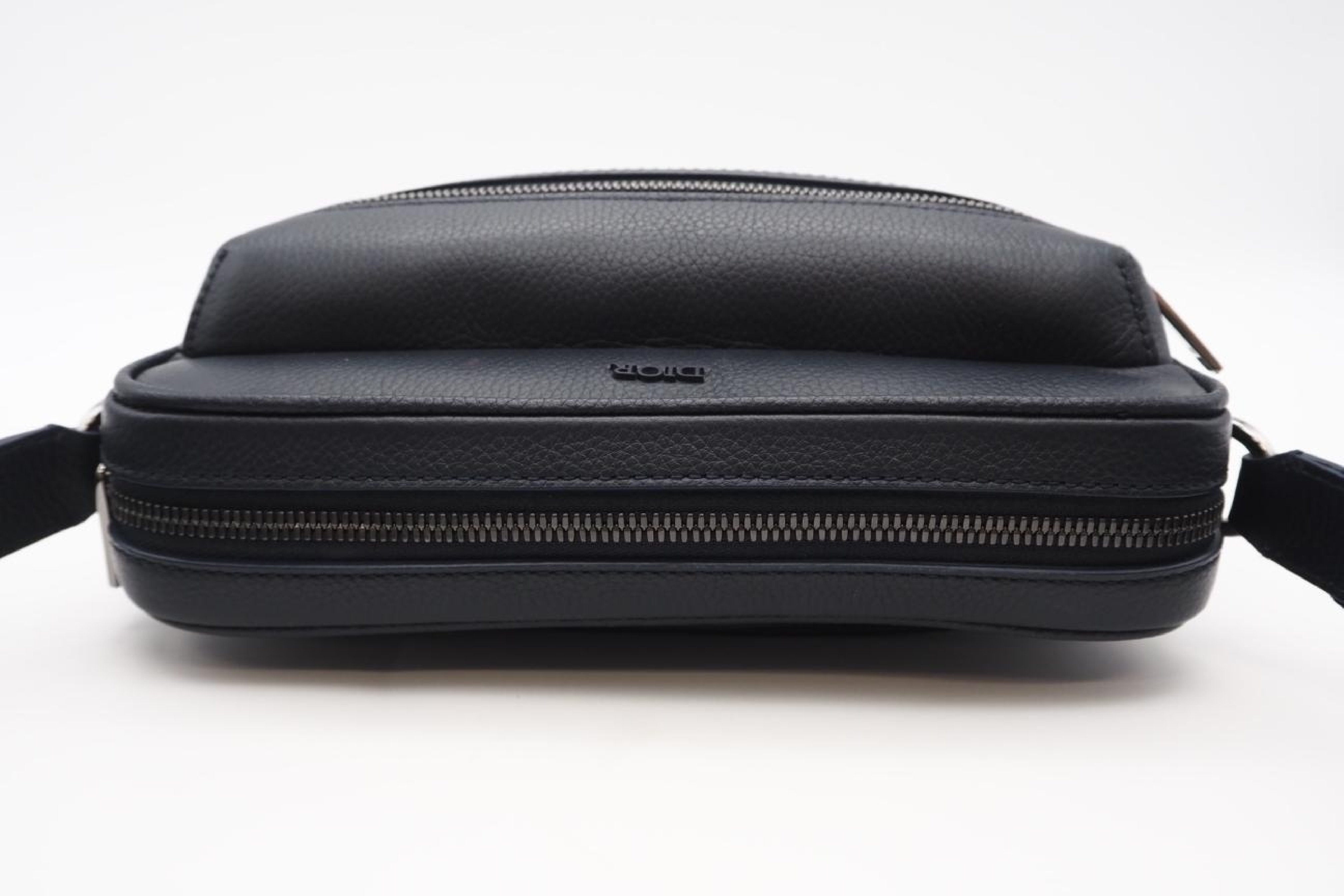 1ESPO340FRY_H56E &HYLTON NEL Leather Messenger Bag Navy Shoulder Bag — view 6