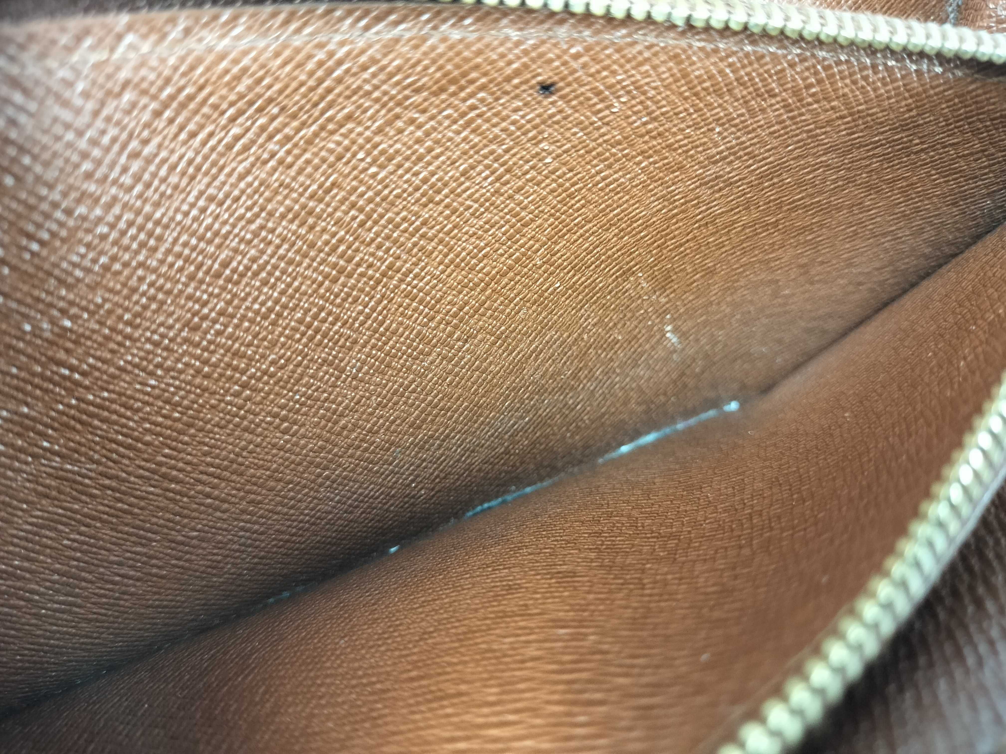 Monogram M61725 Pochette Porte Monnaie Credit Wallet — view 12