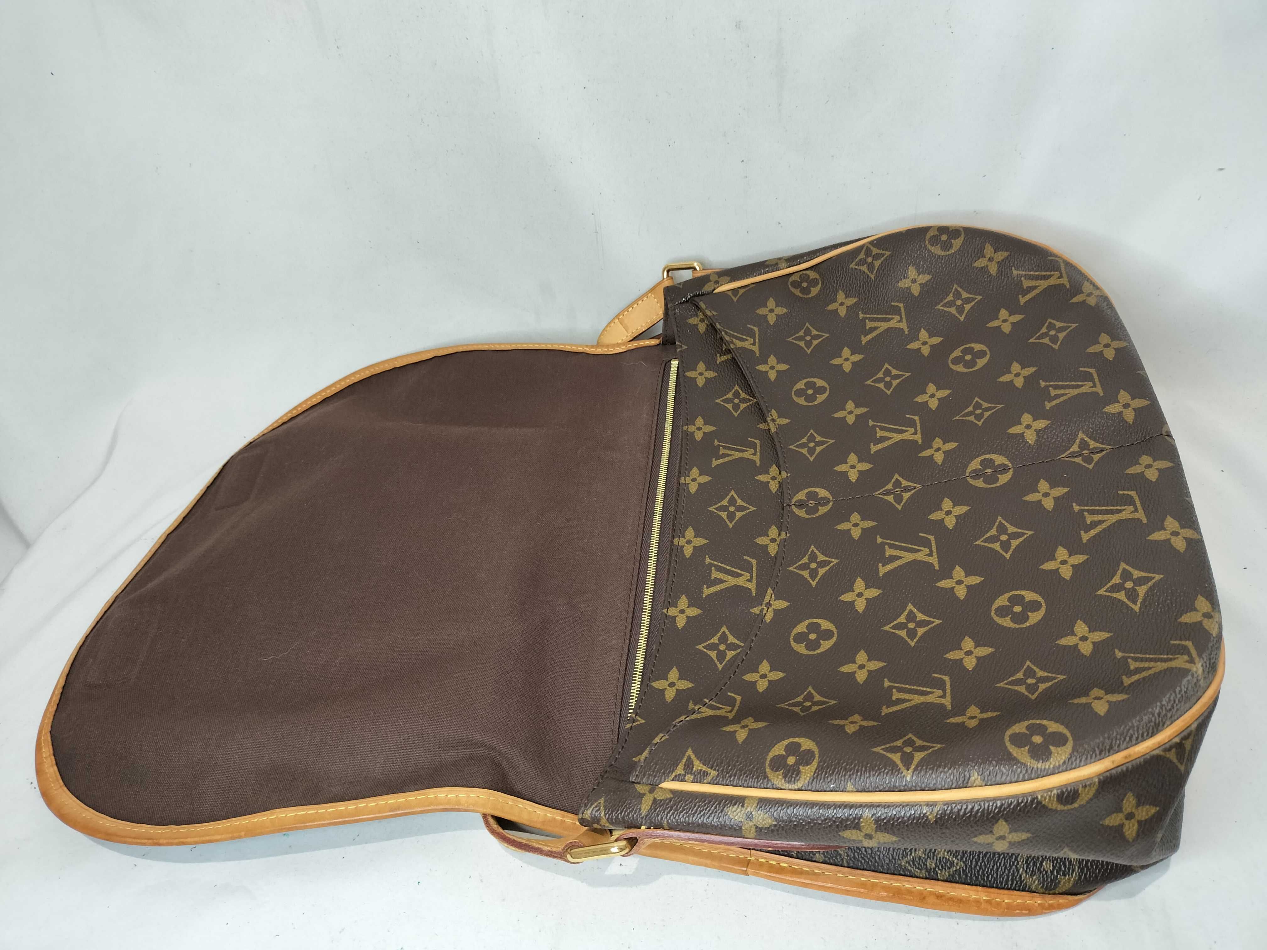 Monogram M40473 Menilmontant MM Shoulder Bag — view 9