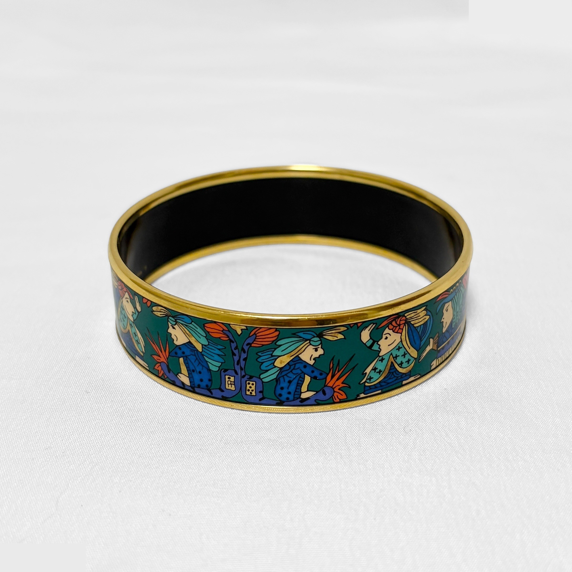 Enamel GM Bangle, Cloisonné Enamel, Gold, Multicolor, Wrist Circumference Approx. 19cm — view 2