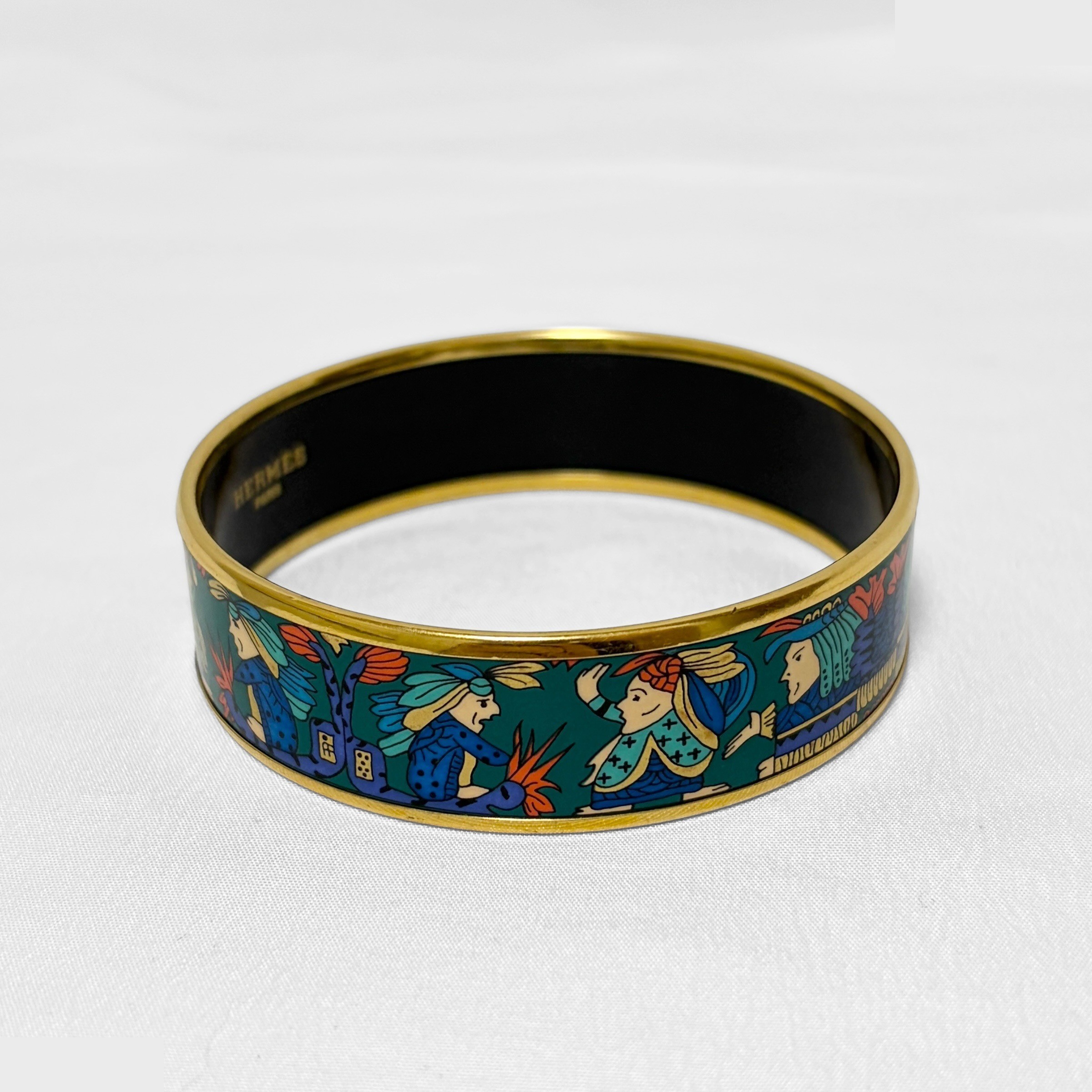 Enamel GM Bangle, Cloisonné Enamel, Gold, Multicolor, Wrist Circumference Approx. 19cm — view 3