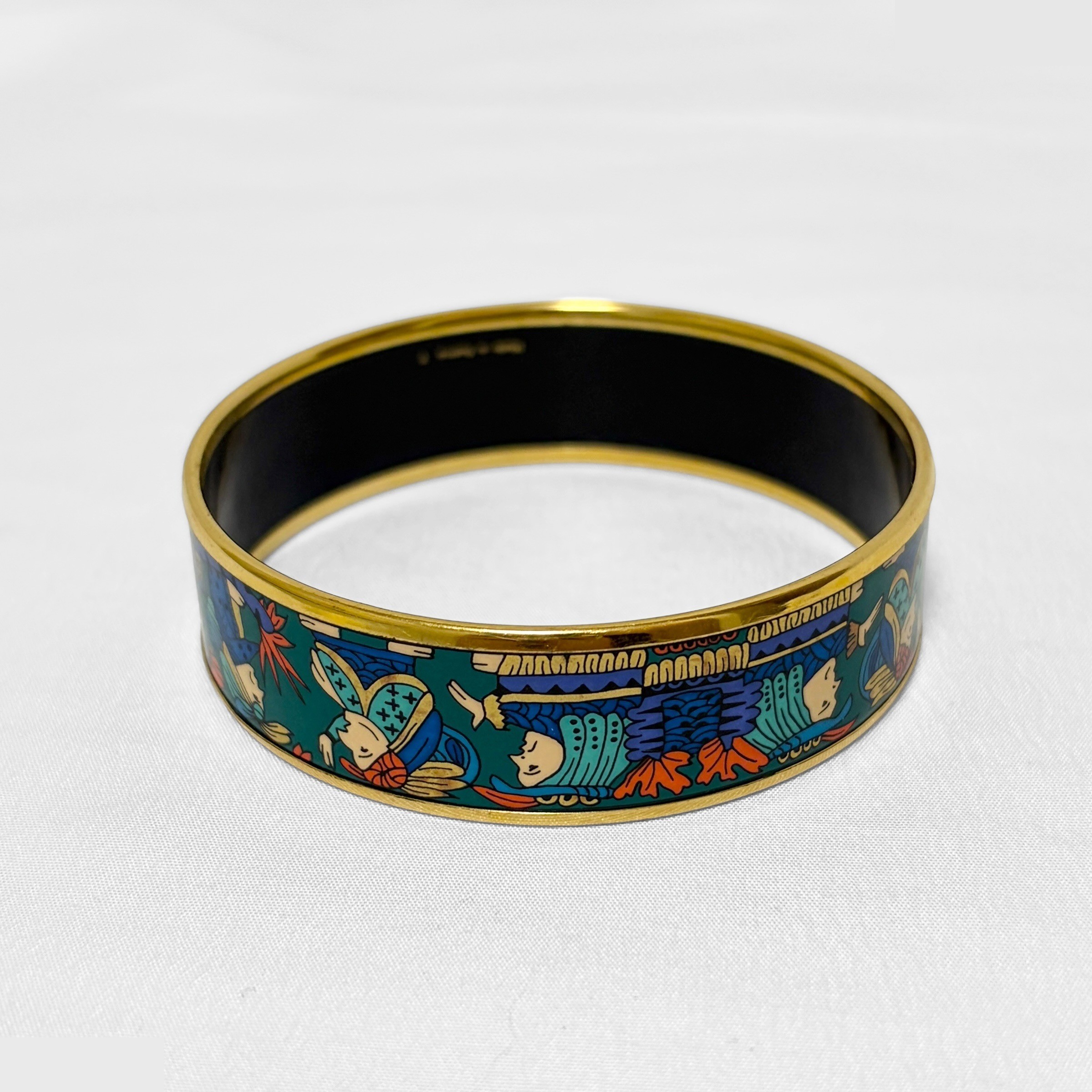 Enamel GM Bangle, Cloisonné Enamel, Gold, Multicolor, Wrist Circumference Approx. 19cm — view 4