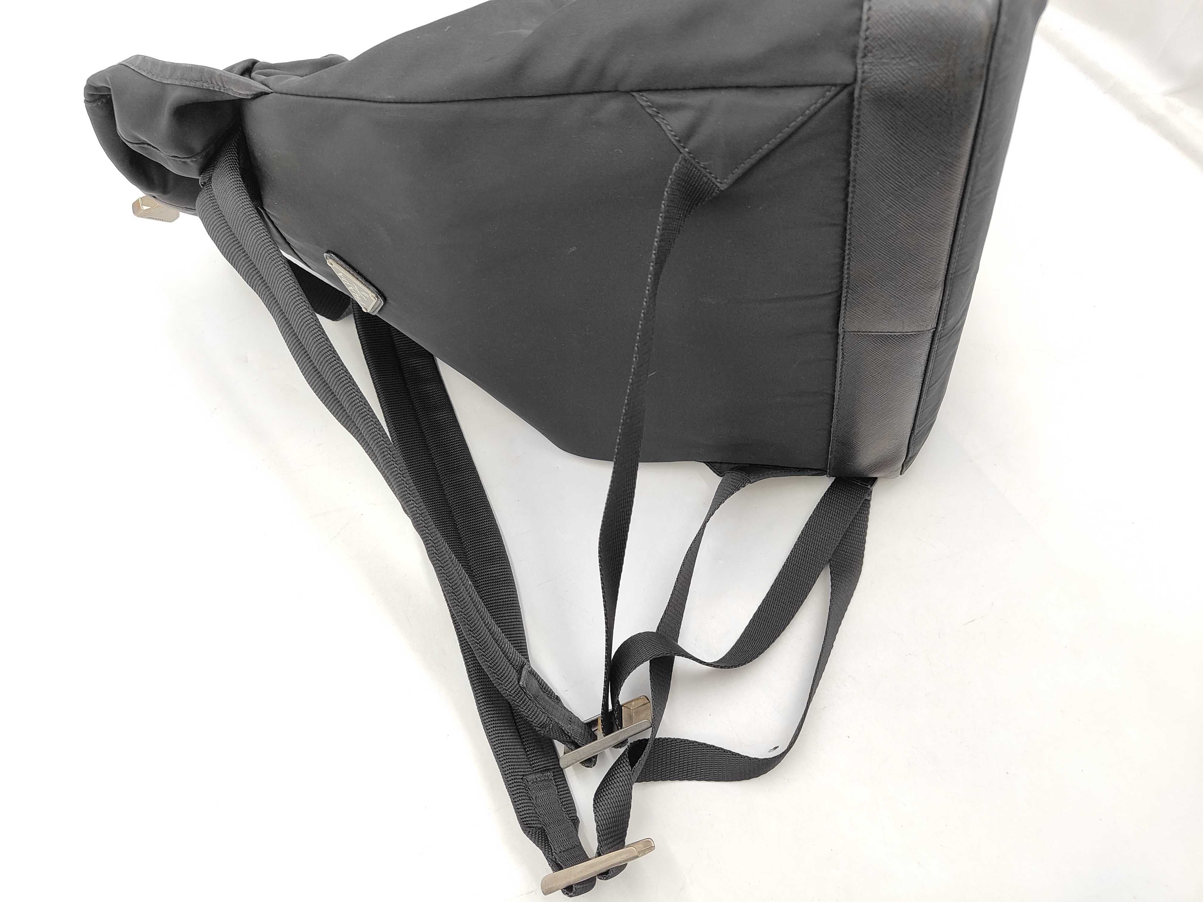 Backpack Nylon Triangle Plate Saffiano Black Backpack — view 5