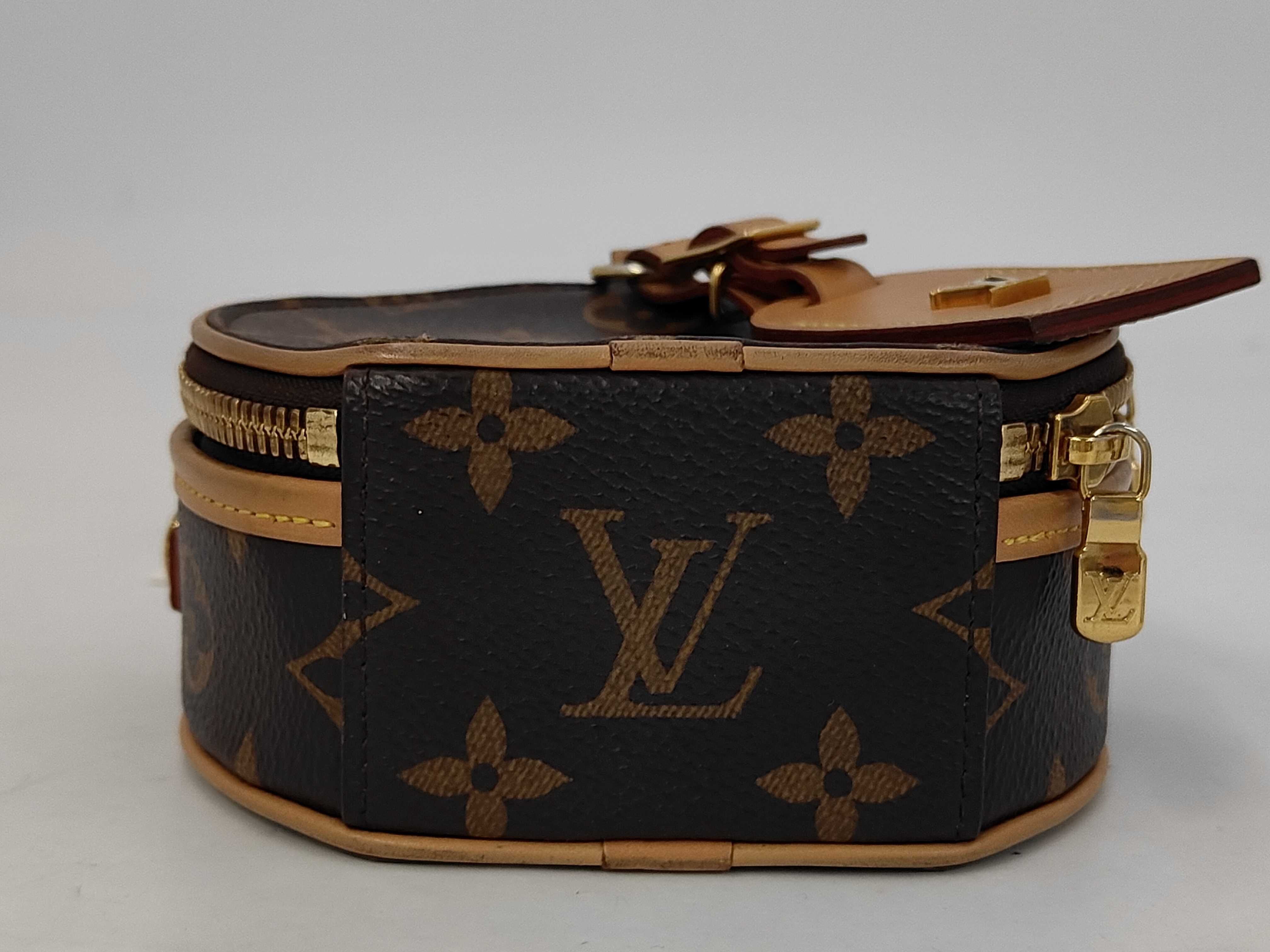 Monogram M43514 Petite Boite Chapeau Shoulder Bag — view 4