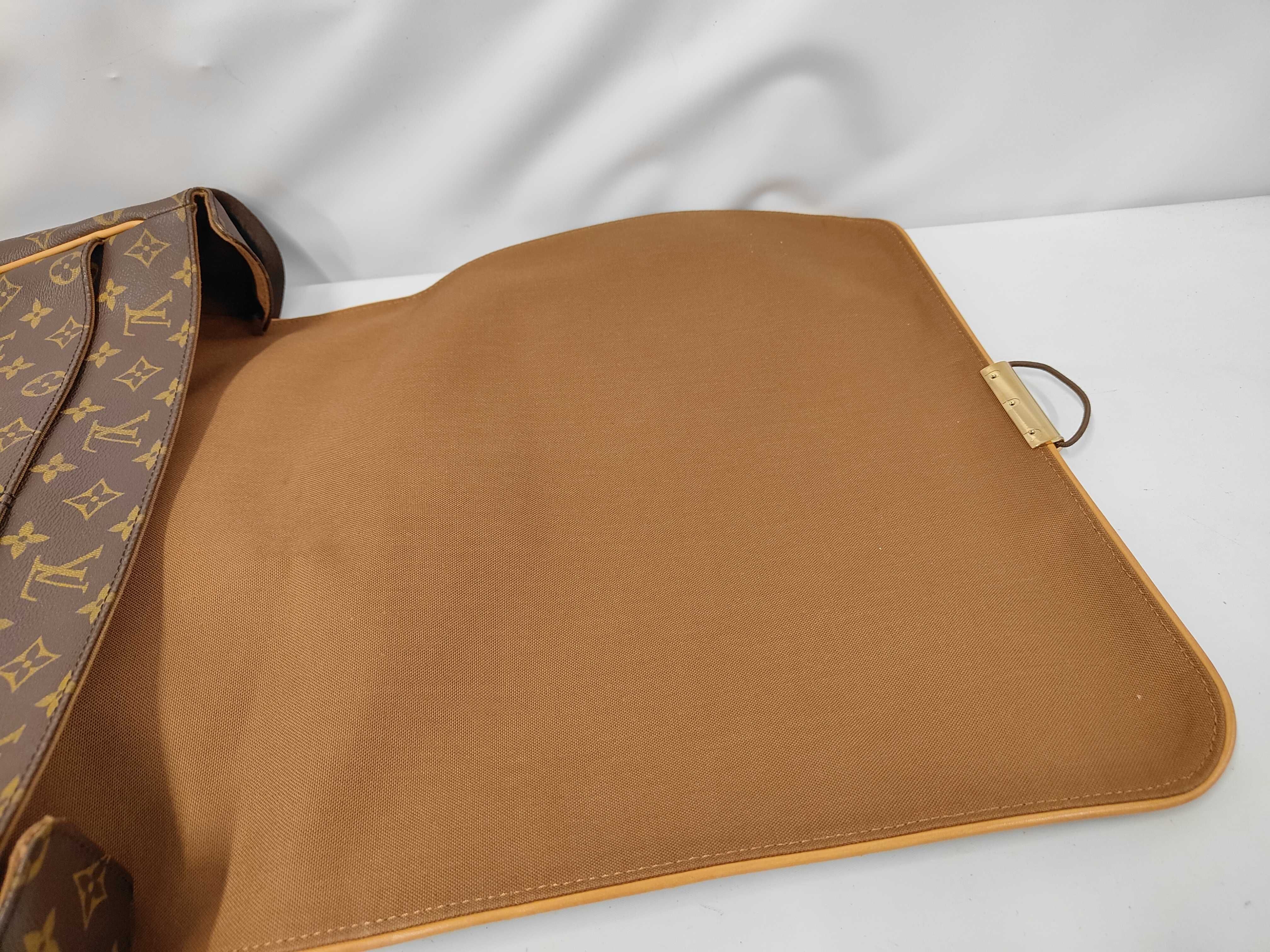 Abesses Messenger Bag Shoulder Bag — view 8