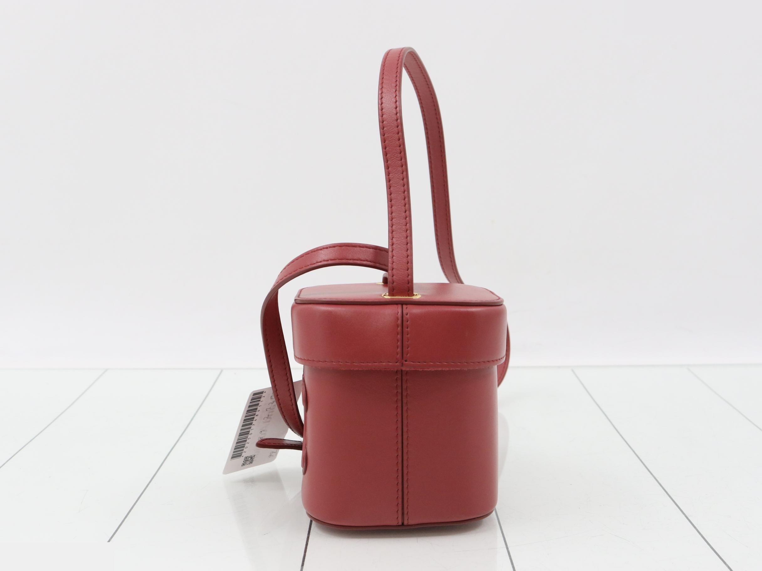 Cuir Triomphe Leather Shoulder Bag — view 3
