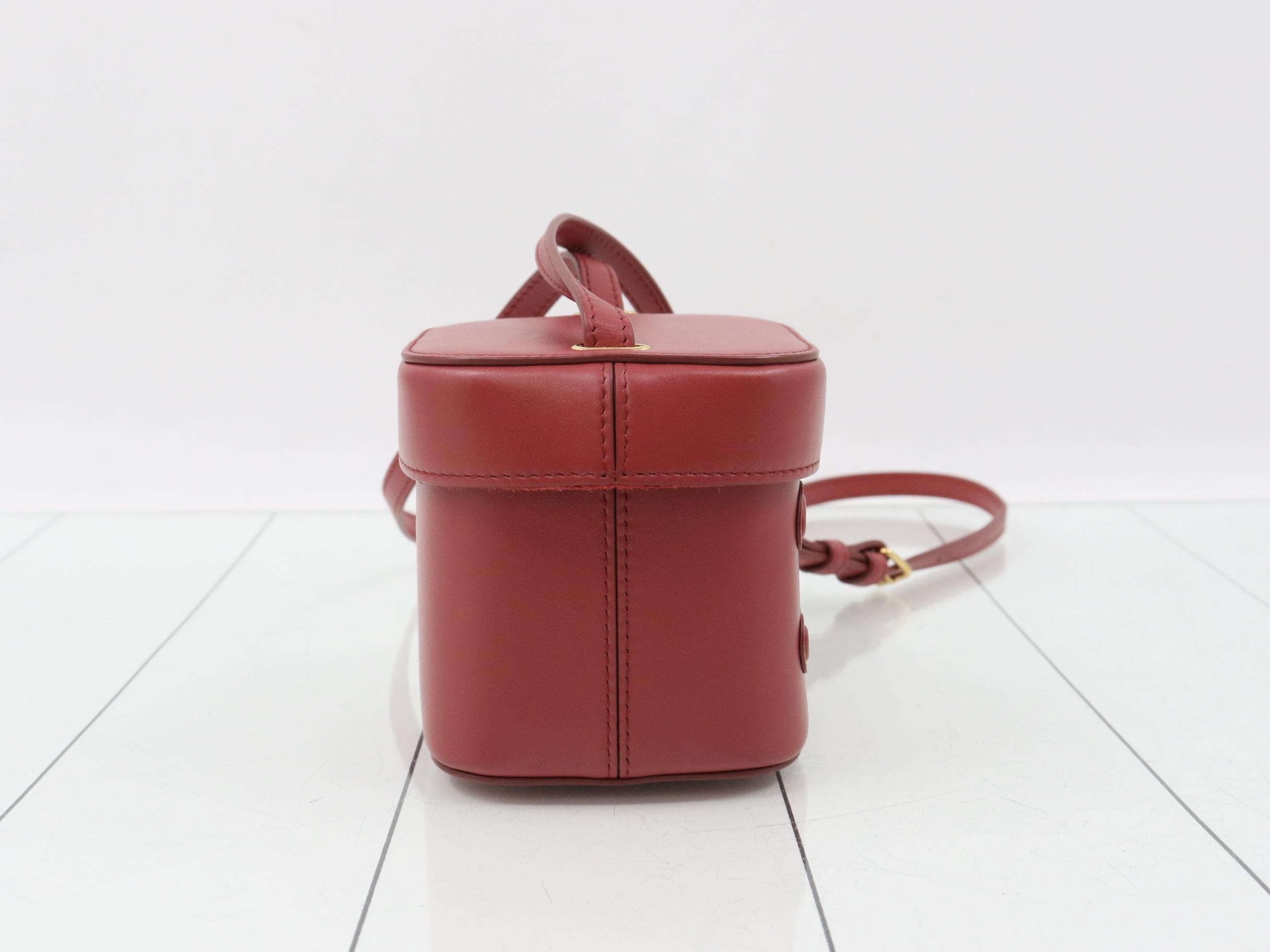 Cuir Triomphe Leather Shoulder Bag — view 4