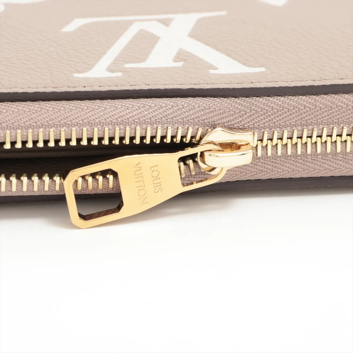 Bicolor Monogram Empreinte Zippy Wallet M28793 Beige Round Zip Wallet (RFID detected) — view 14