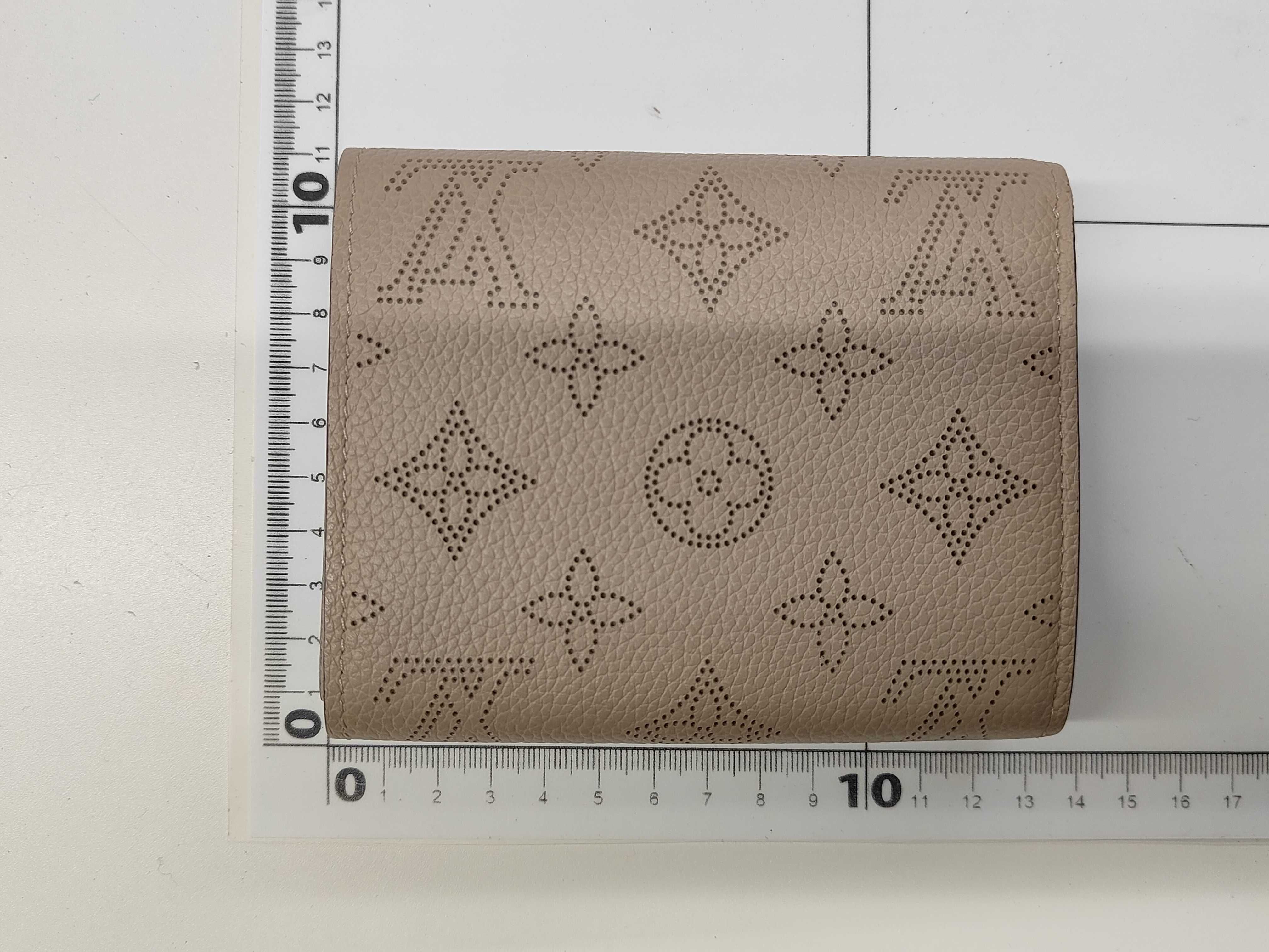 LV Mahina Wallet — view 2