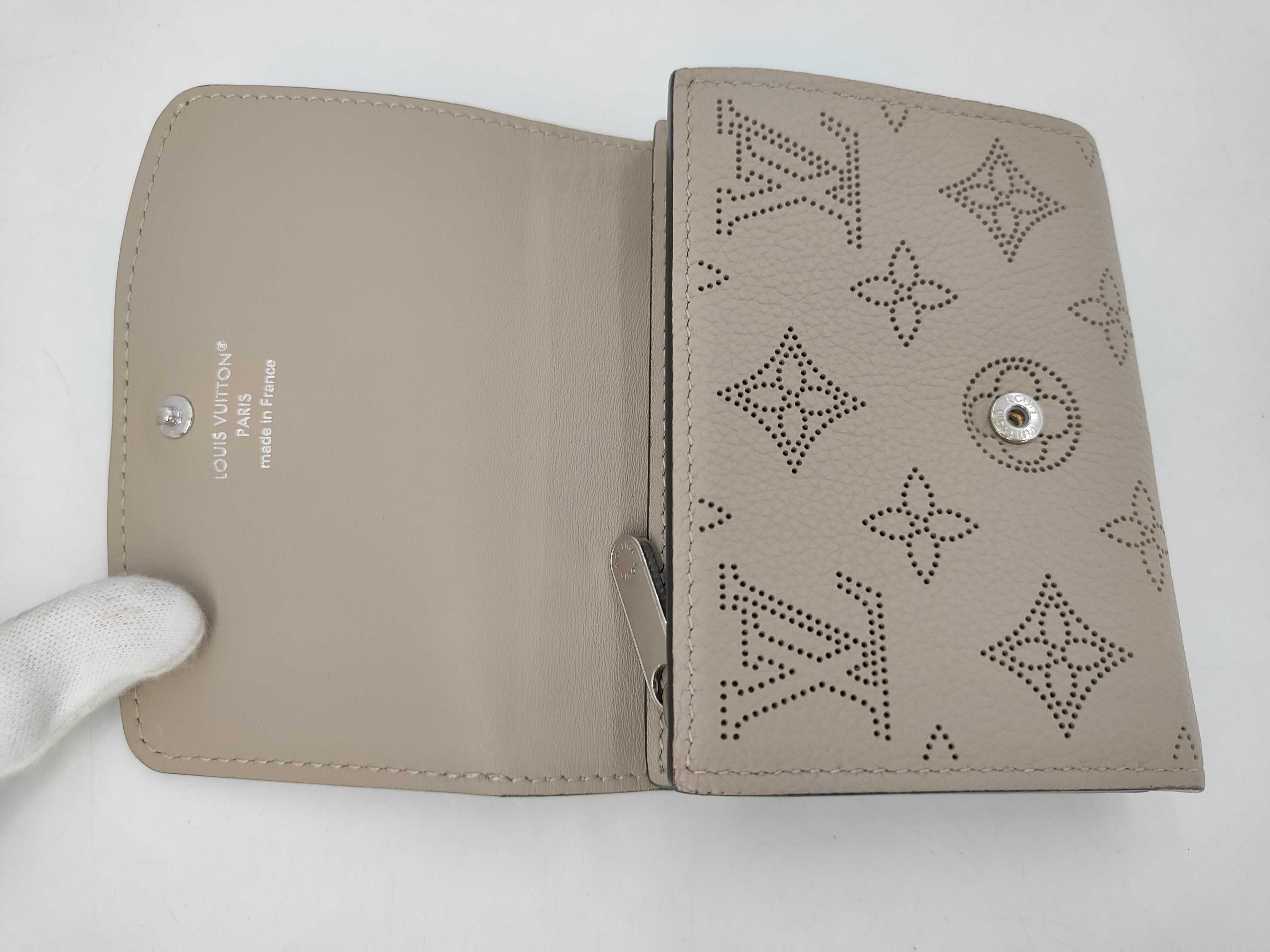 LV Mahina Wallet — view 5