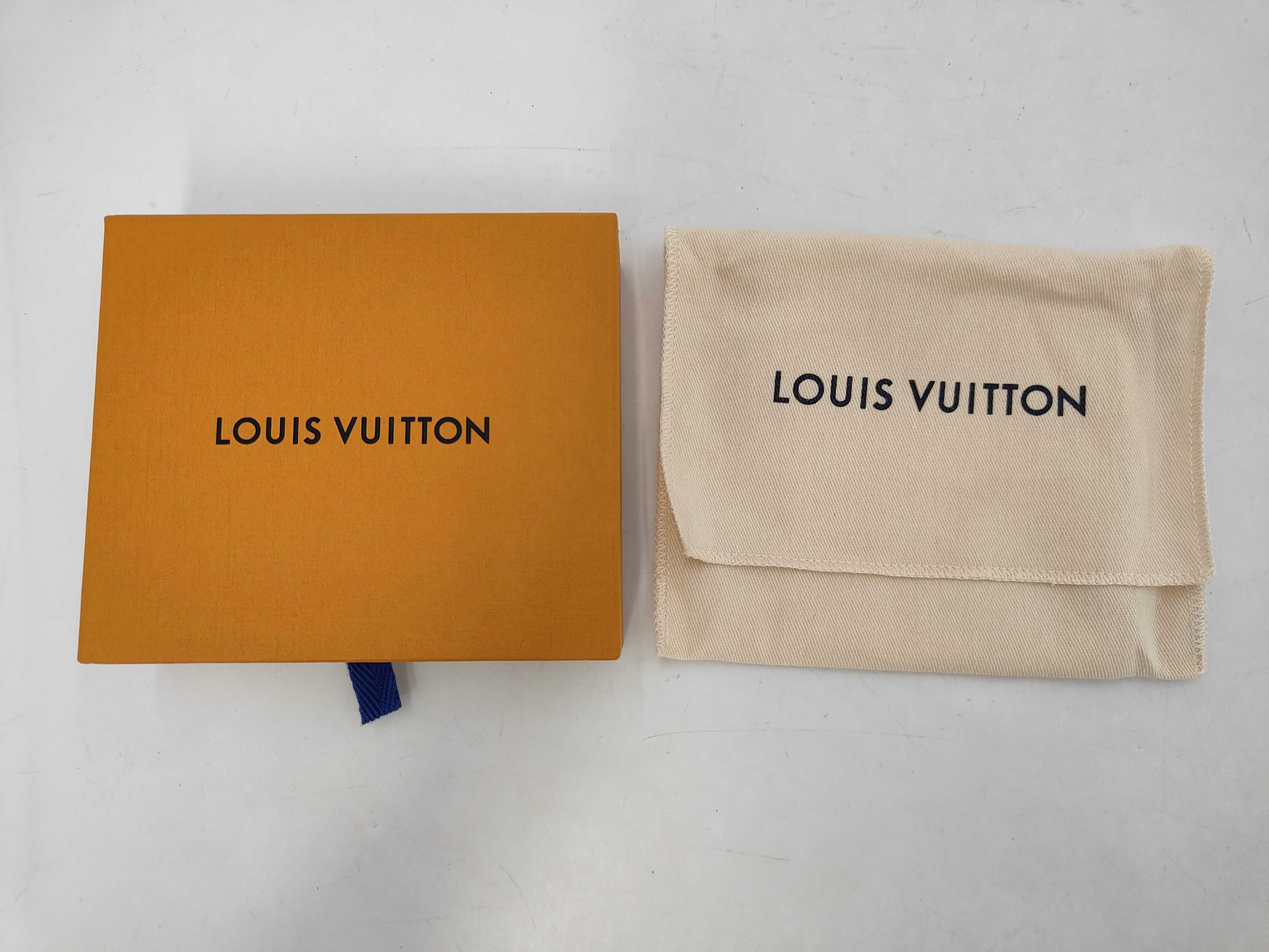 LV Mahina Wallet — view 9