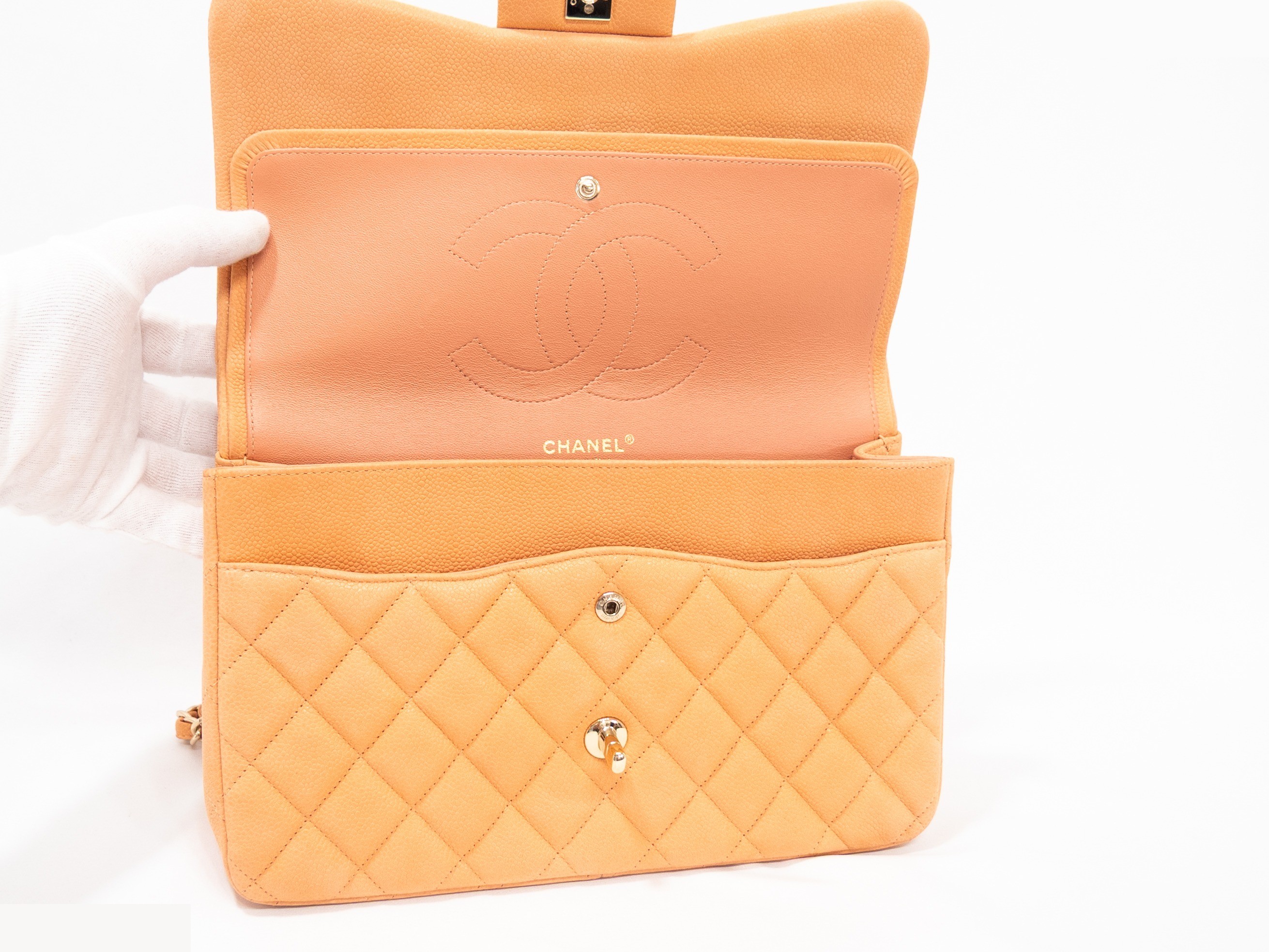 Large Matelassé Seal Card Caviar Skin Double Flap — view 8