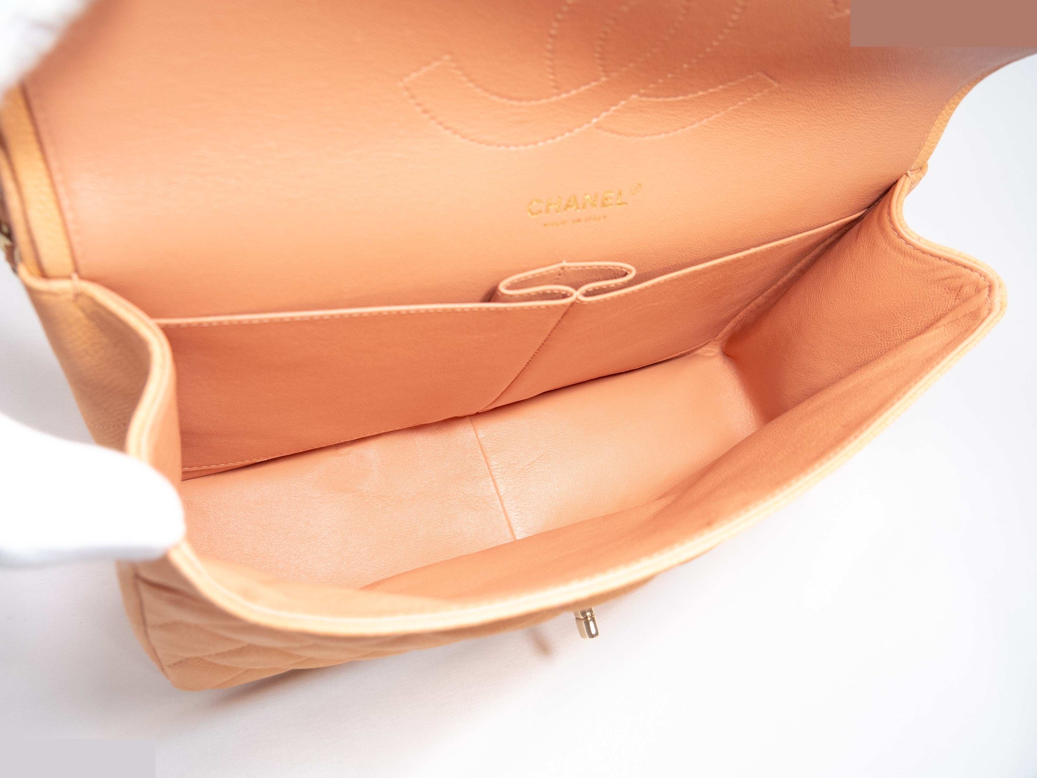Large Matelassé Seal Card Caviar Skin Double Flap — view 9