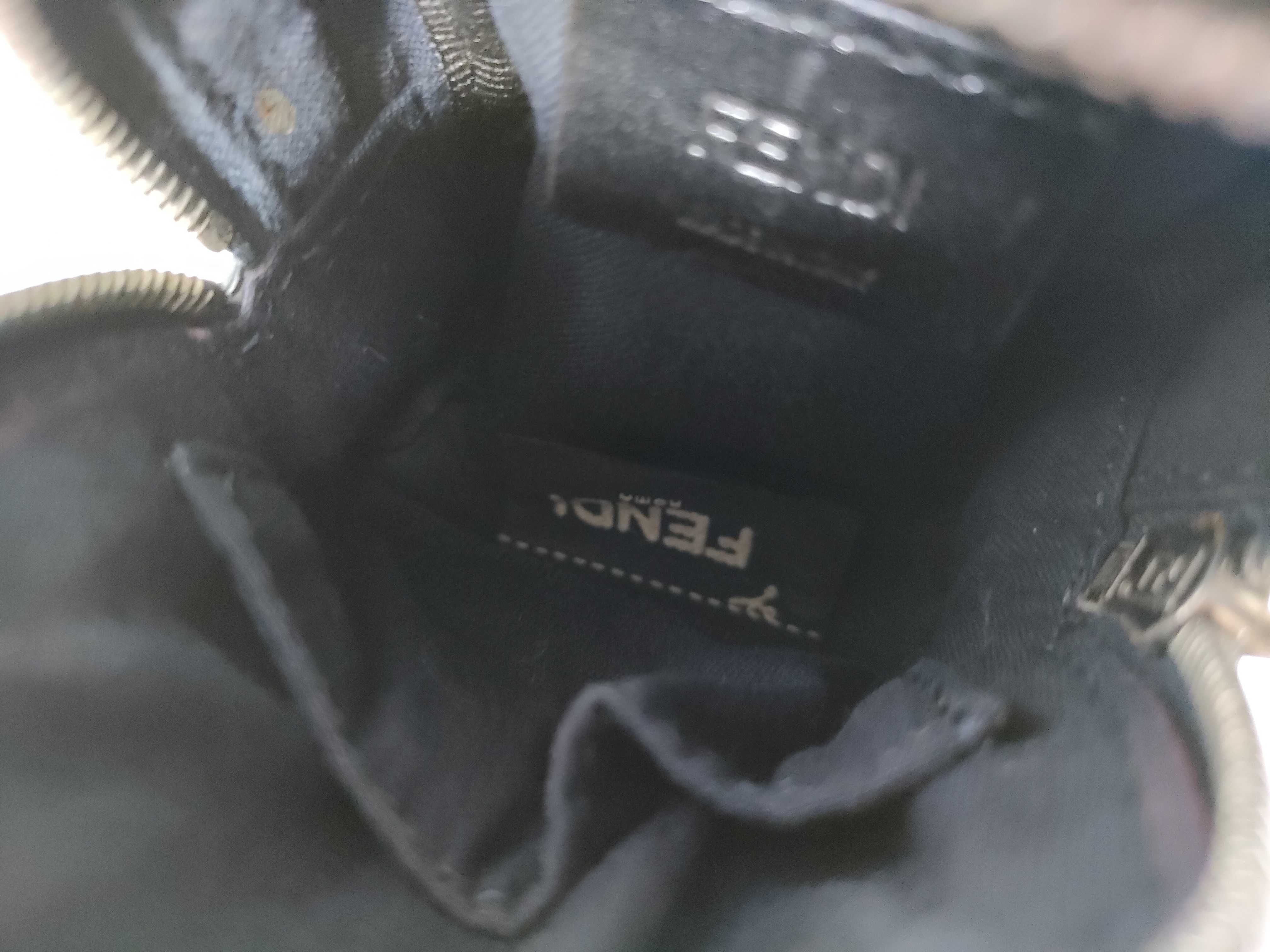 Holder Charm Key Case — view 11