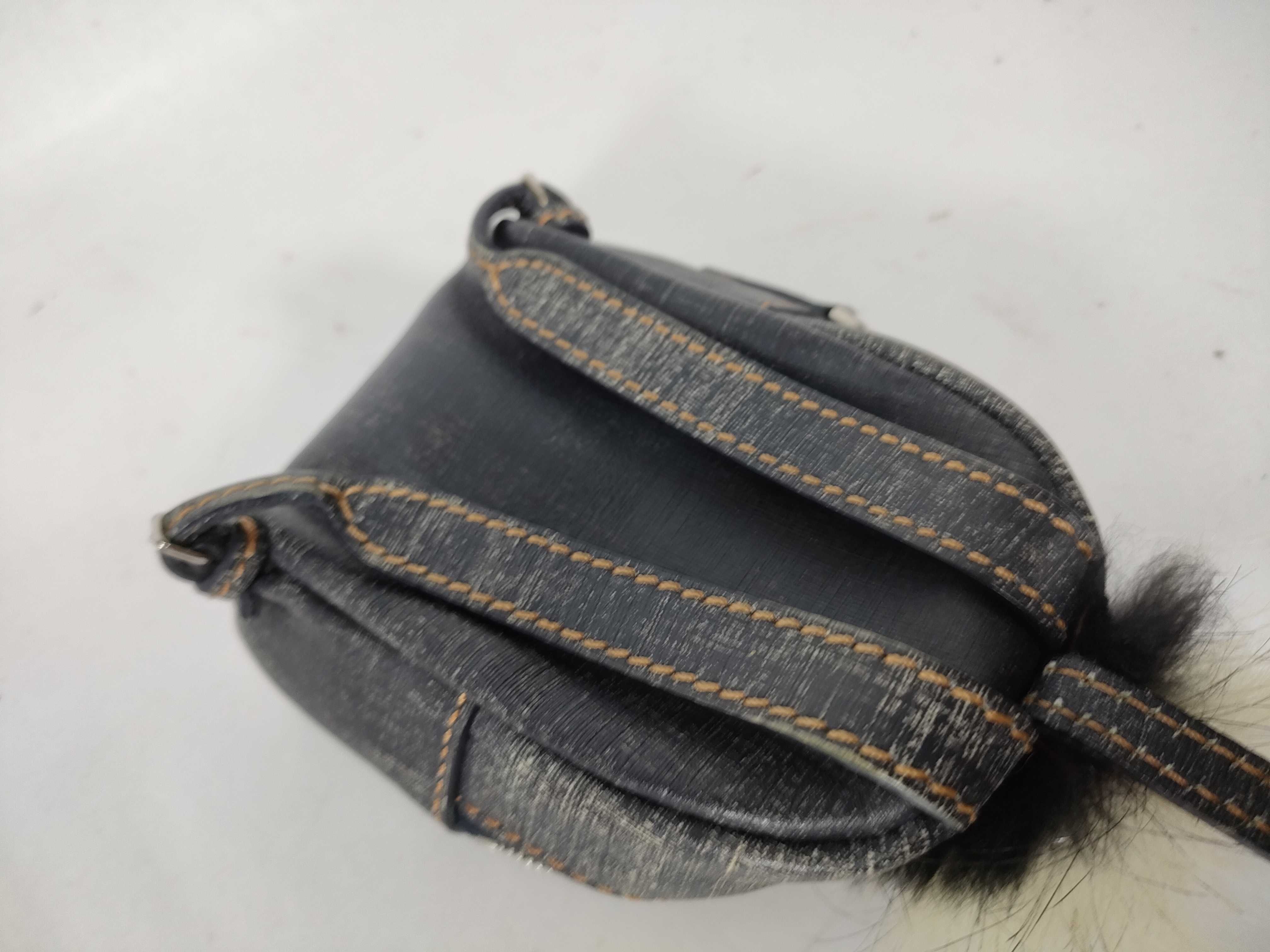 Holder Charm Key Case — view 6