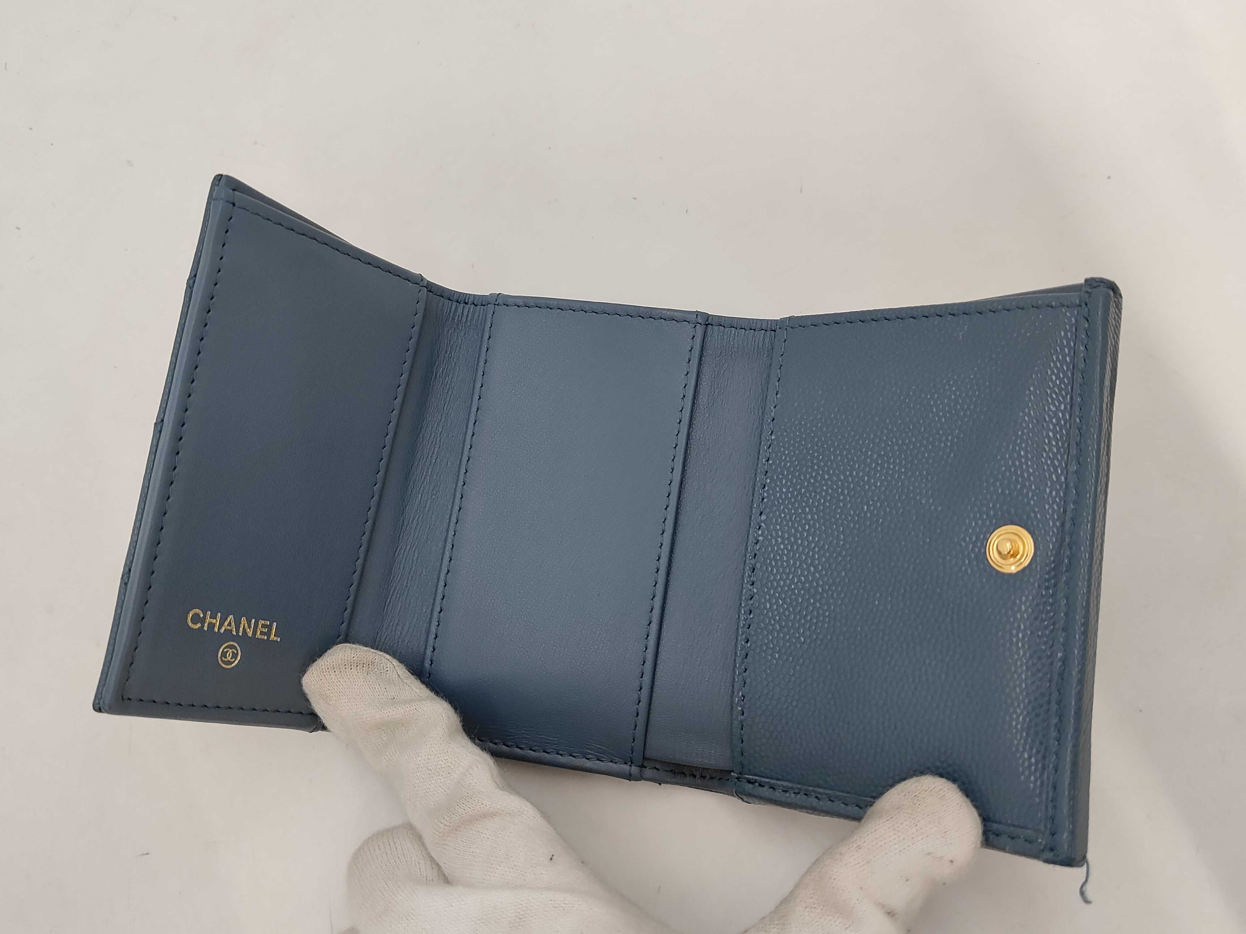 wallet — view 6