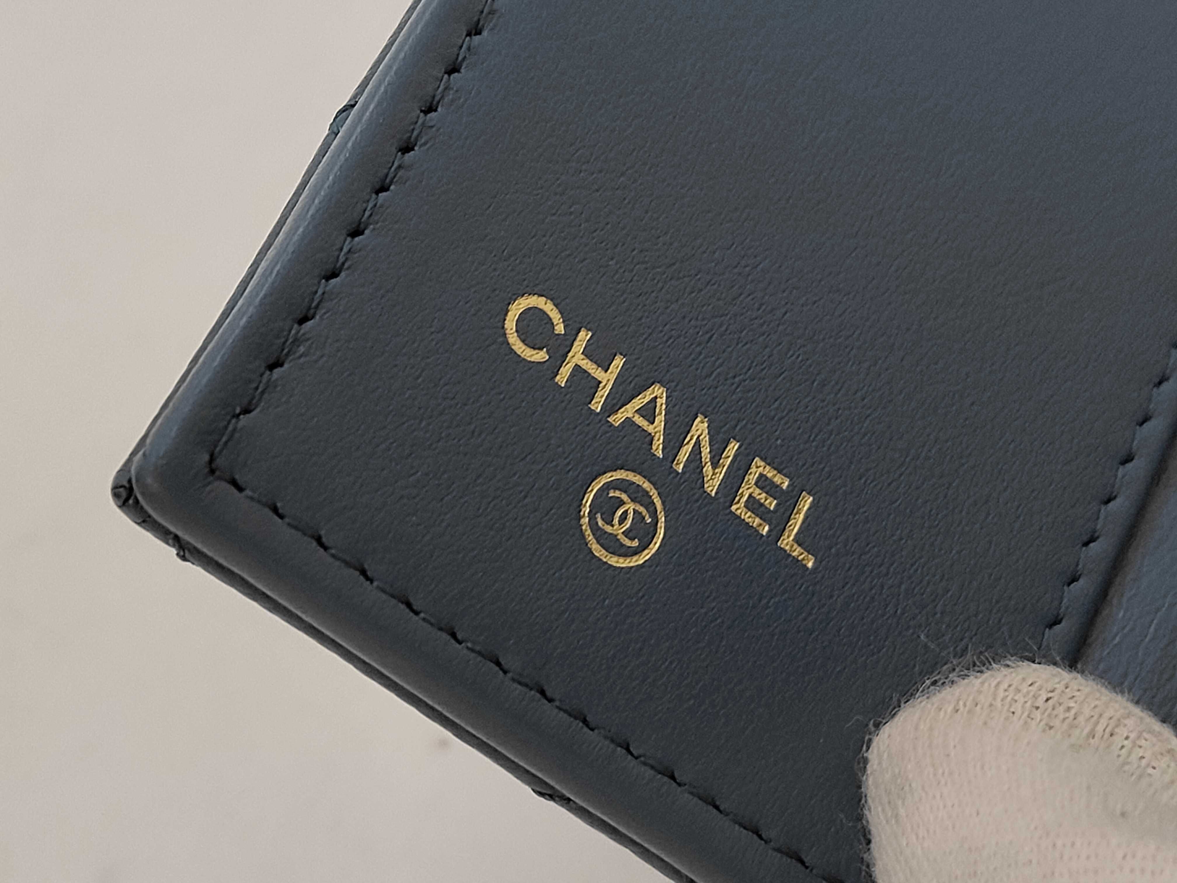 wallet — view 7