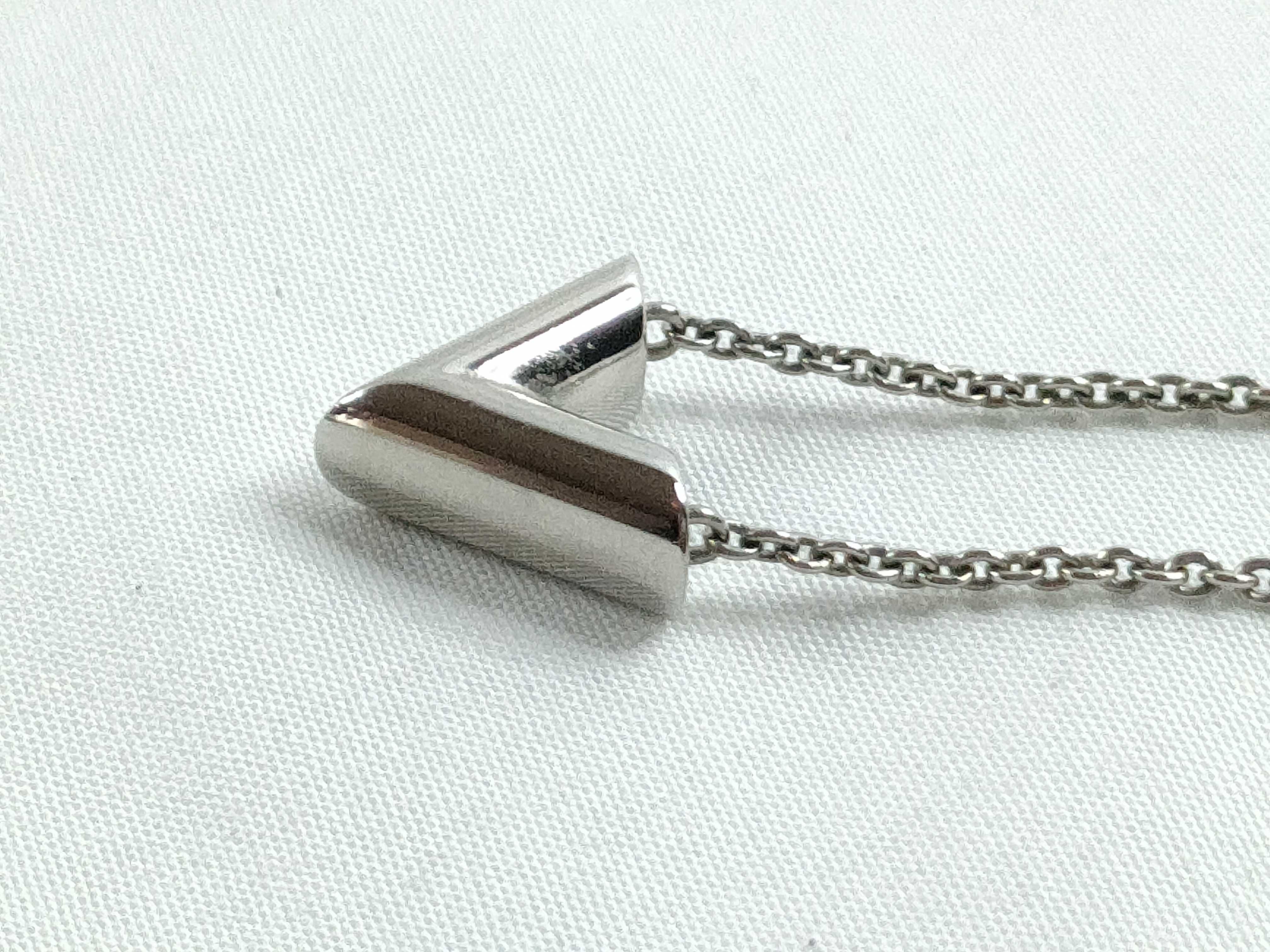 M63197 Louis Vuitton Necklace — view 3