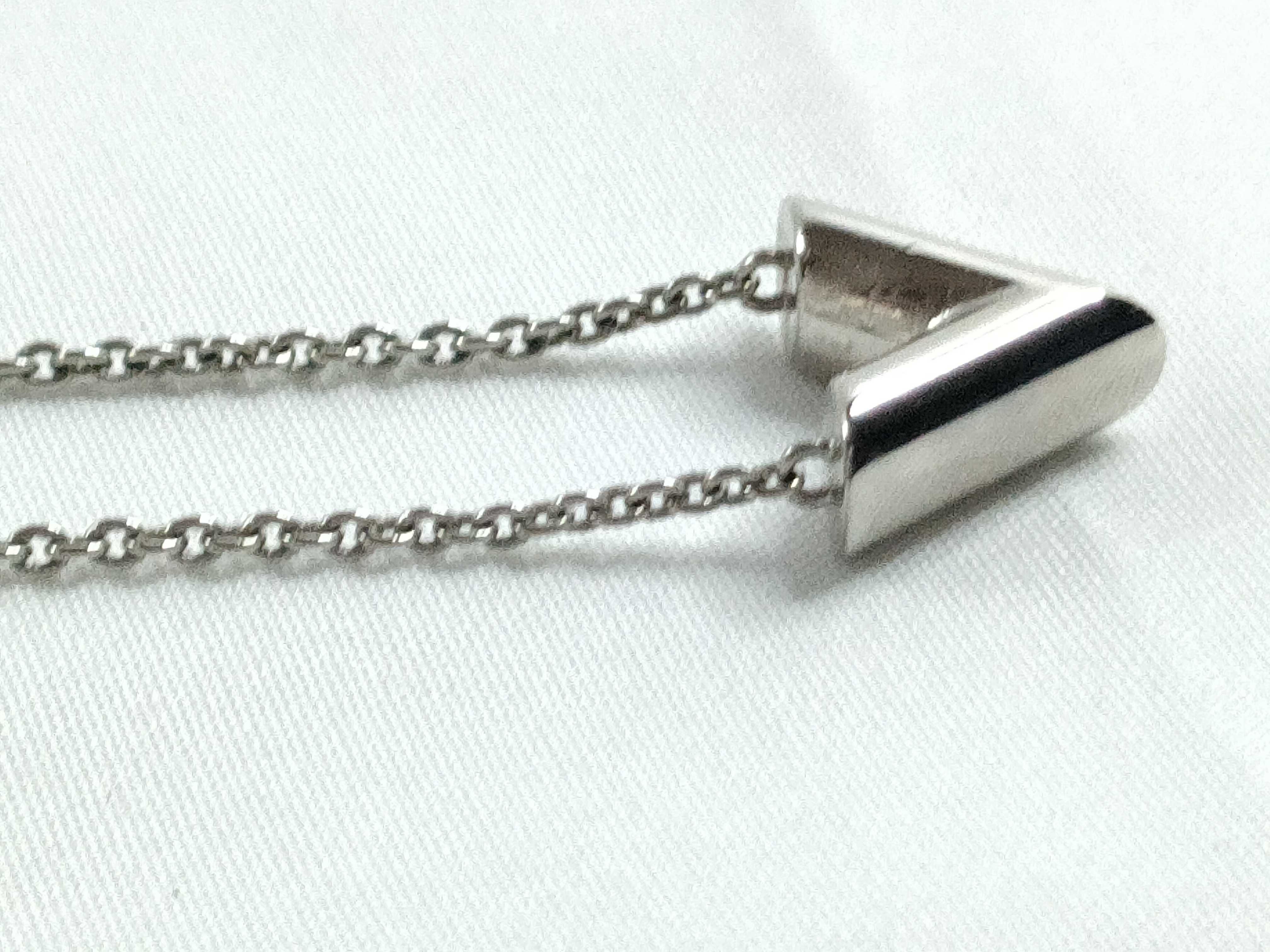 M63197 Louis Vuitton Necklace — view 4