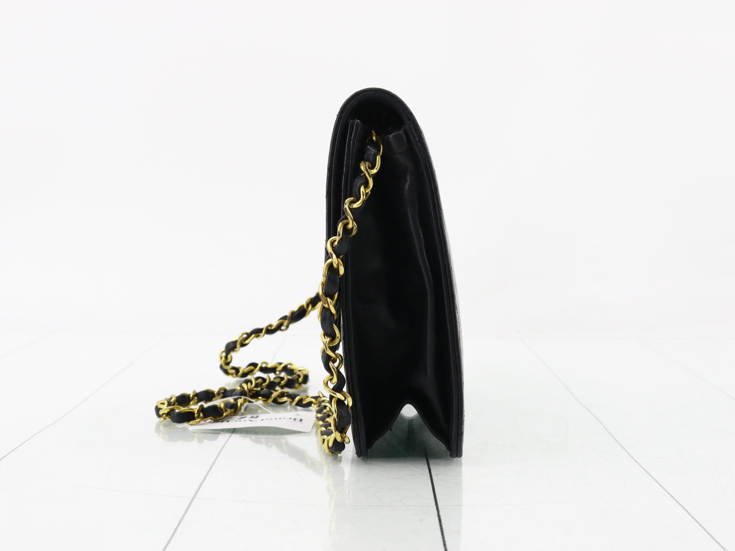 Matelassé Leather Push-Lock Chain Shoulder Bag — view 3