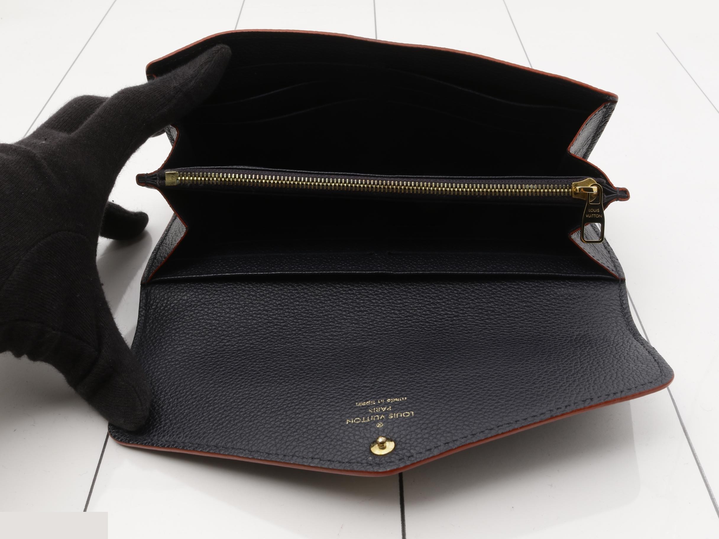 M62125 Empreinte Portefeuille Sarah Marine Rouge — view 4