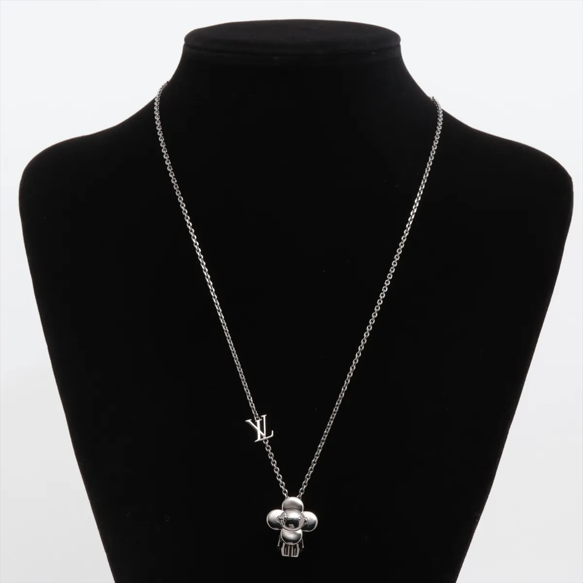 M00831 Vivienne Pendant OB2243 Necklace GP Silver - Shows signs of wear, — view 5