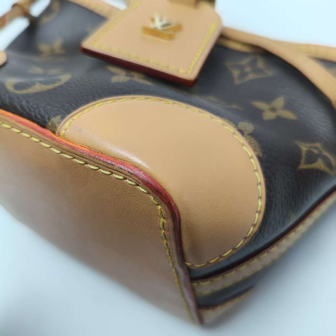 【*Shipped from: China*】LOUIS VUITTON Noe PU Shoulder Bag — view 7