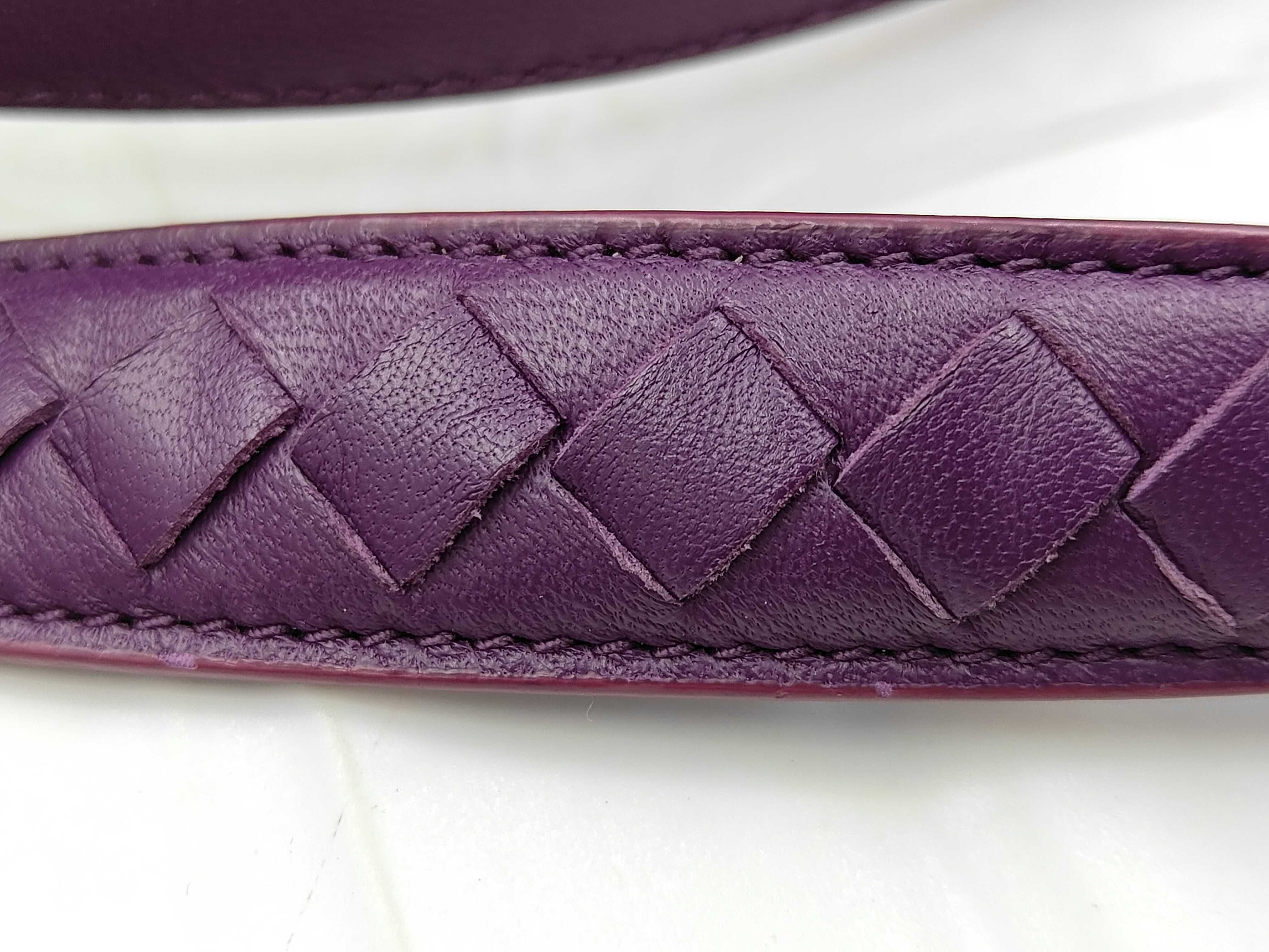 Intrecciato Leather Shoulder Bag — view 4