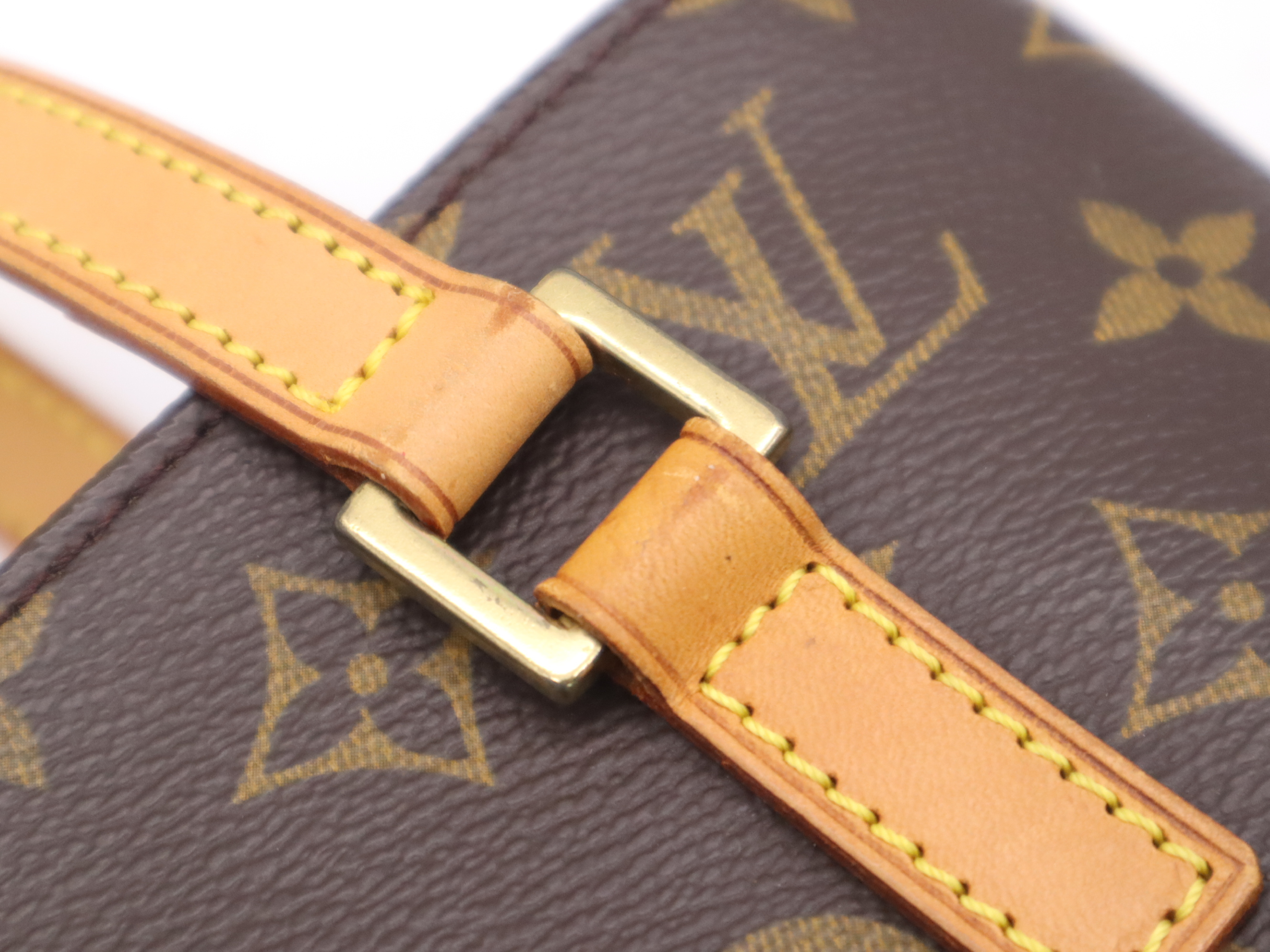 M51172 Monogram Vavin PM Handbag — view 9