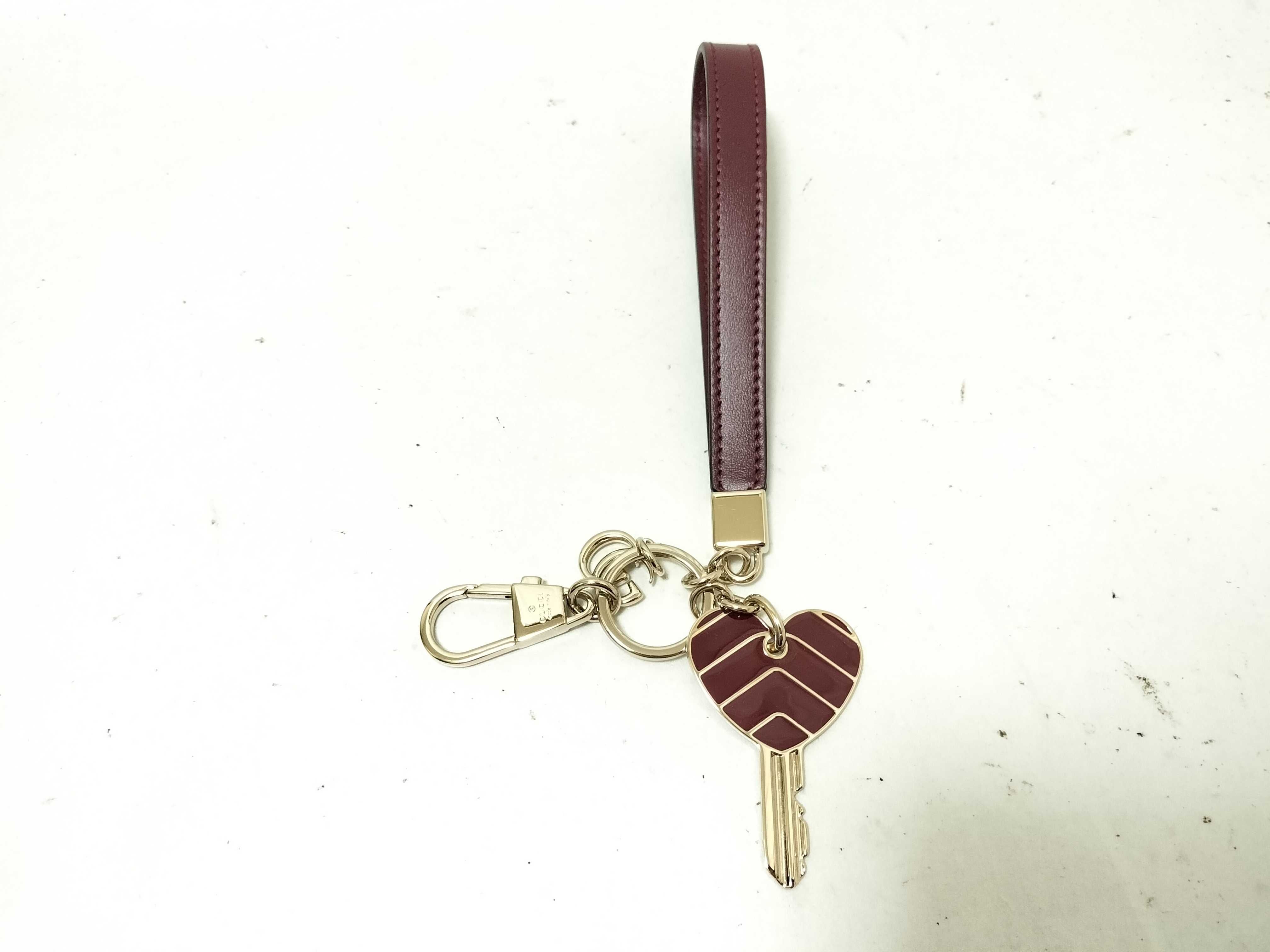 Unused Heart Keyring with Strap Key Case/Keychain