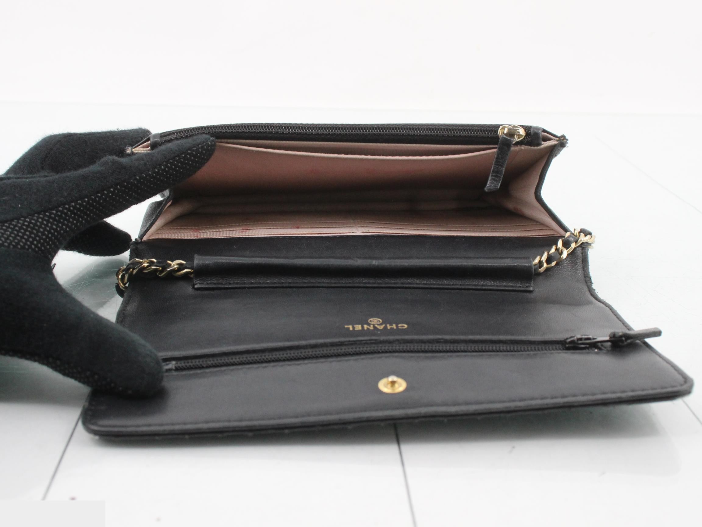 Matelasse Lambskin Chain Wallet — view 4