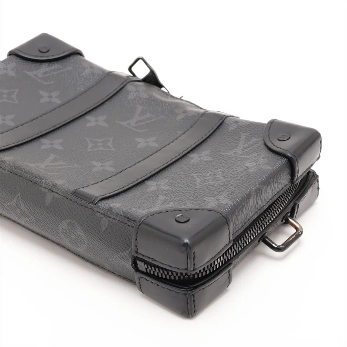 Monogram Eclipse Soft Trunk Wallet M69838 Black (Other model strap available, RFID detected) — view 3