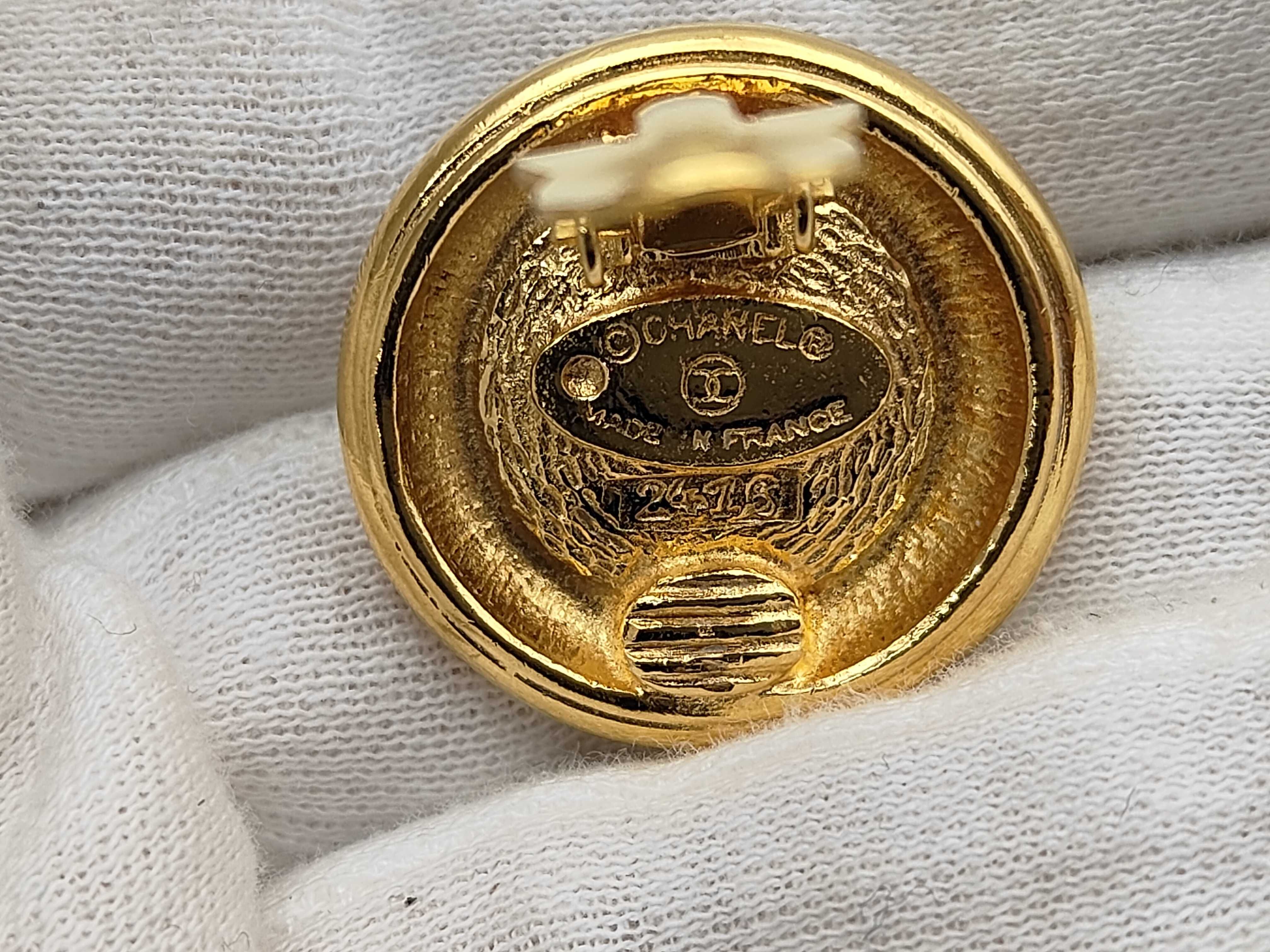 Round/Pearl/Come Mark Earrings — view 5