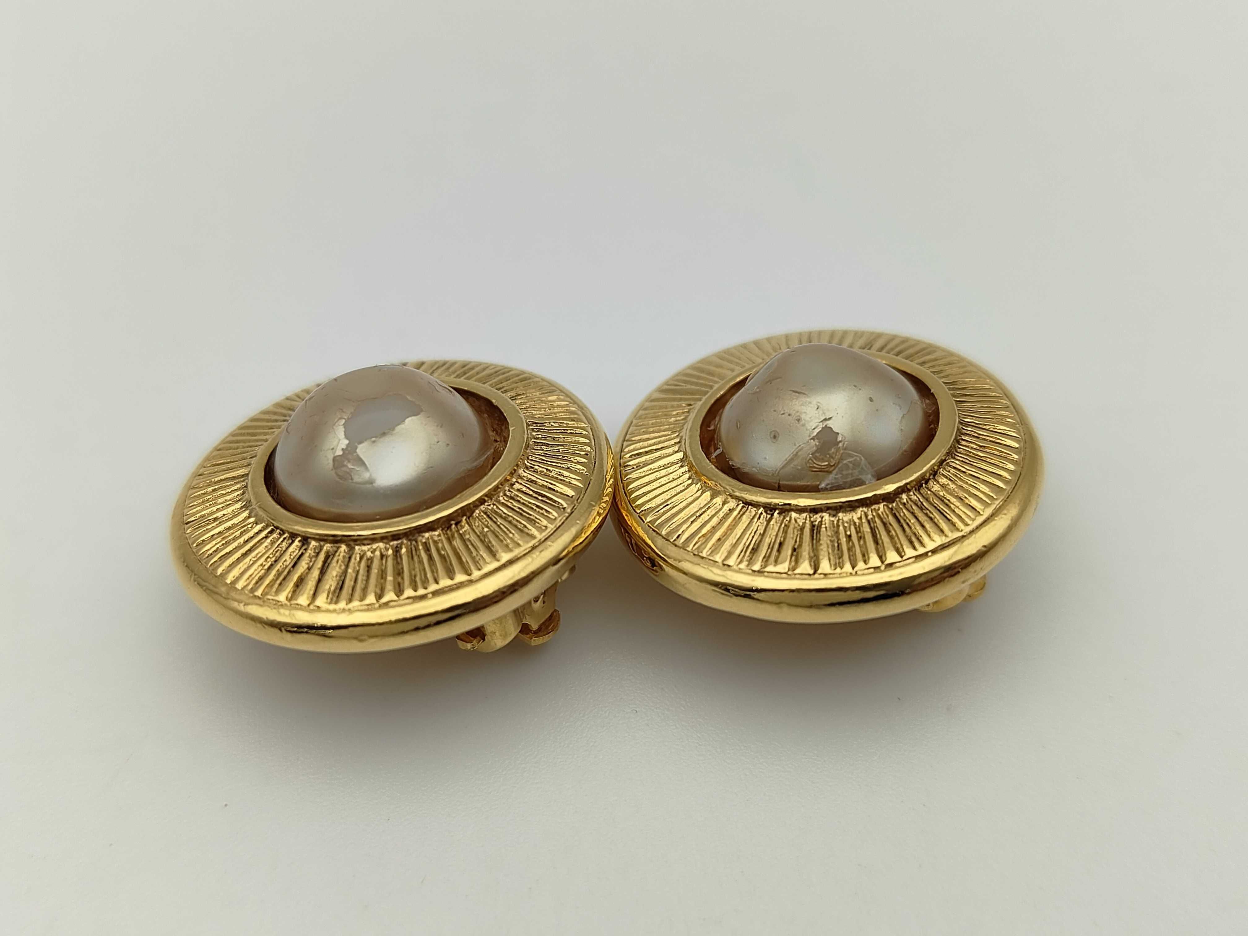Round/Pearl/Come Mark Earrings — view 7