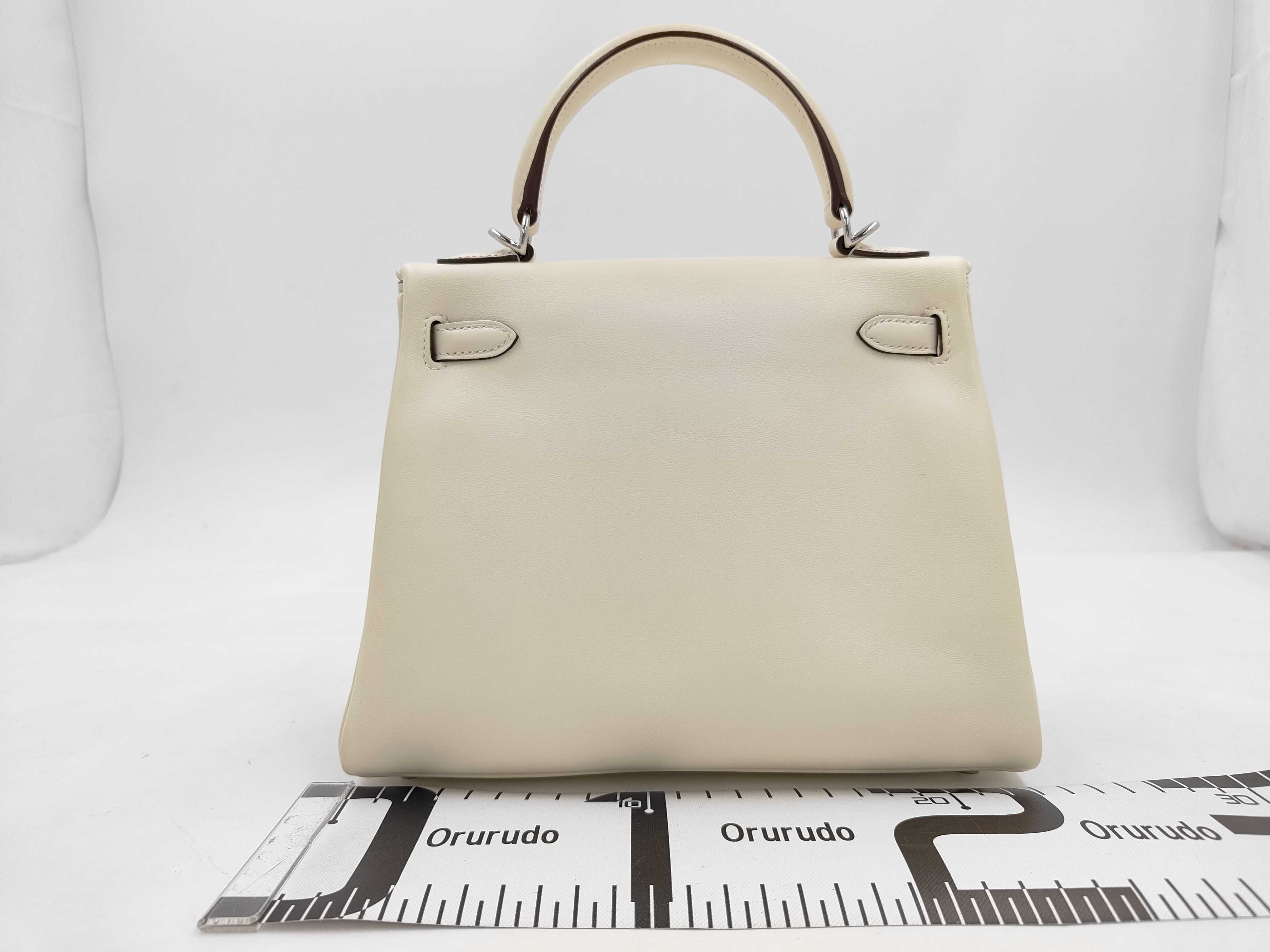 Kelly In & Out 25 Swift Nata Silver Hardware Z Stamp Handbag — view 2