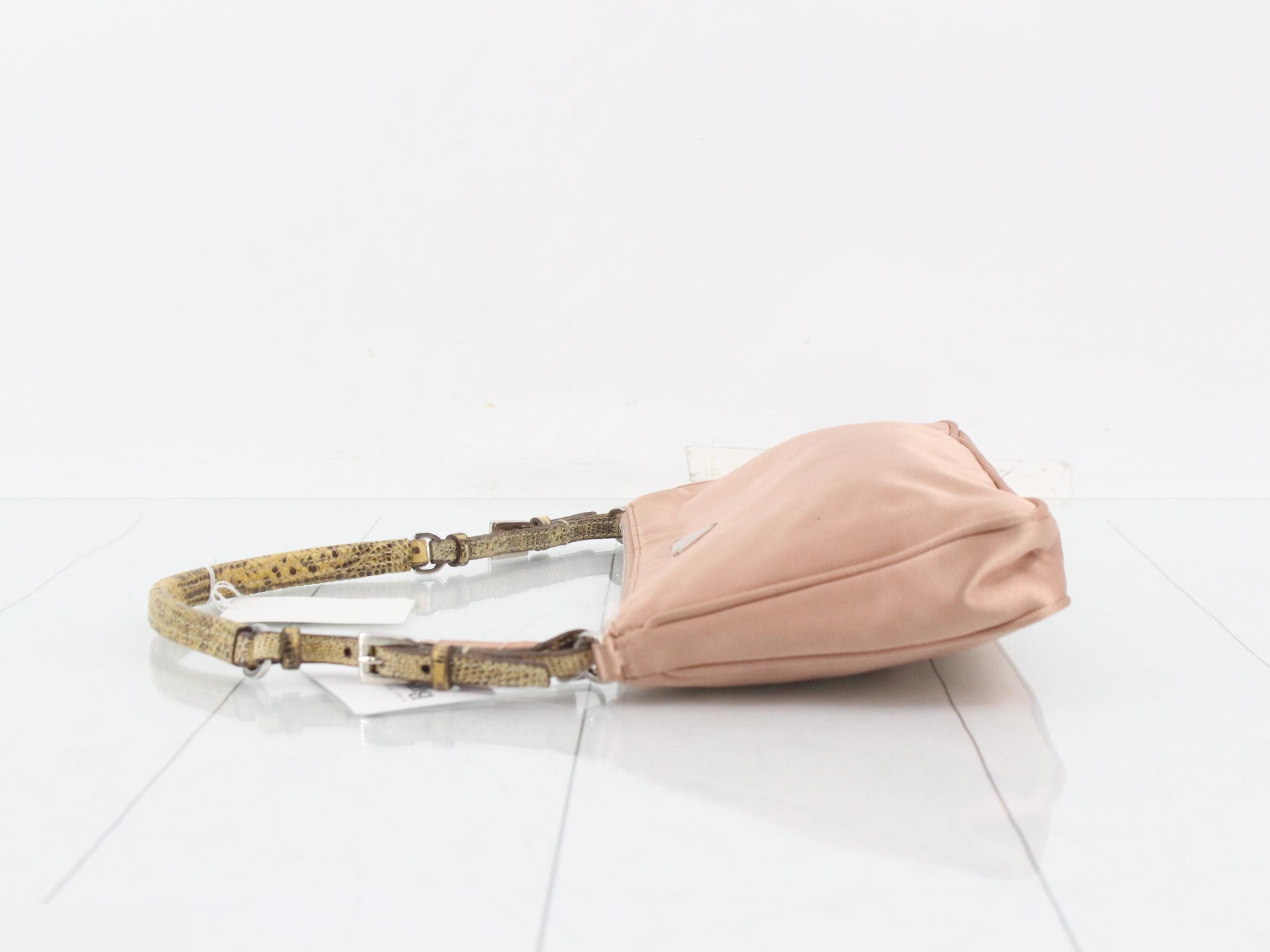One handbag — view 4