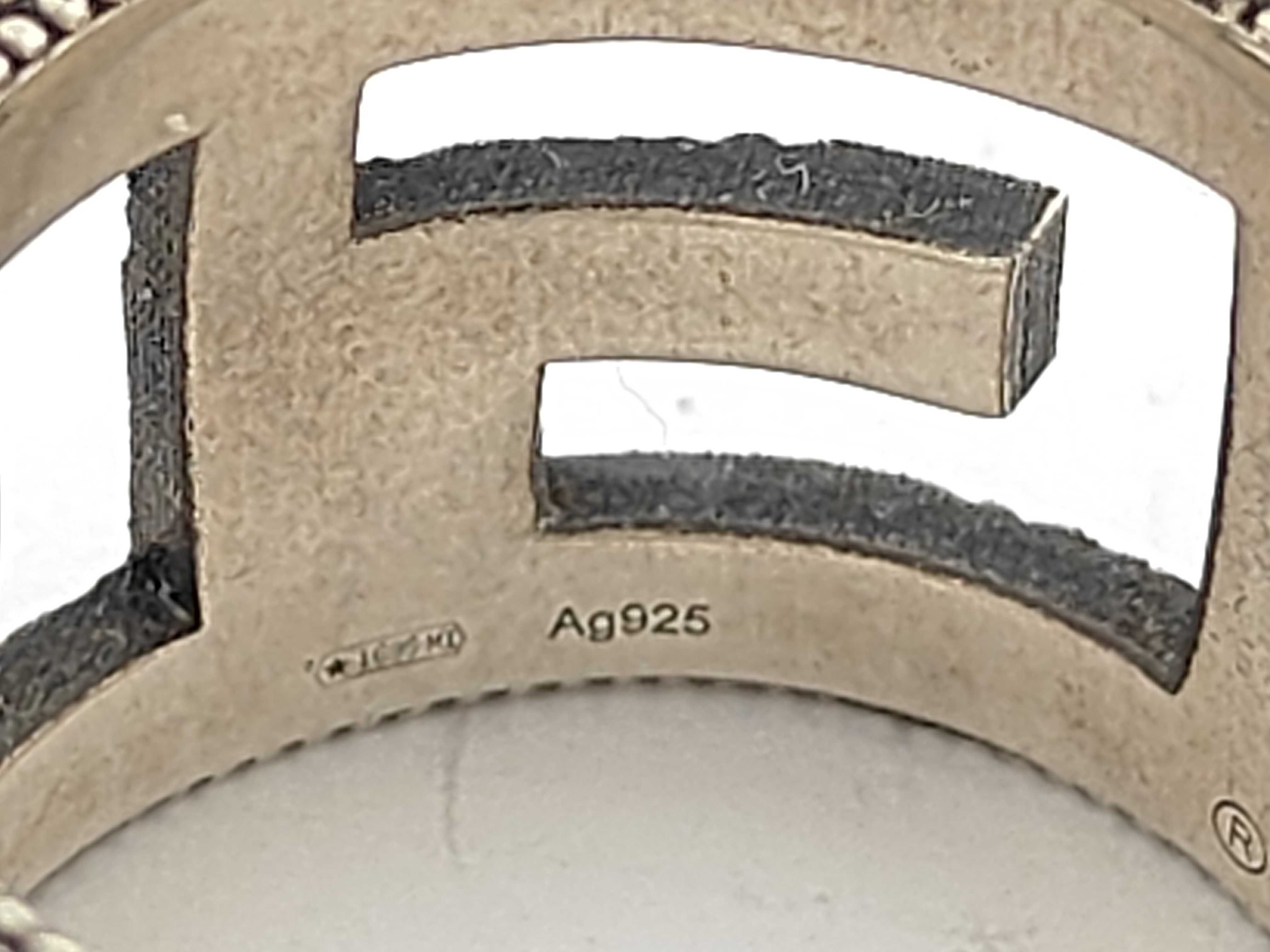 silver ring with box. — view 7