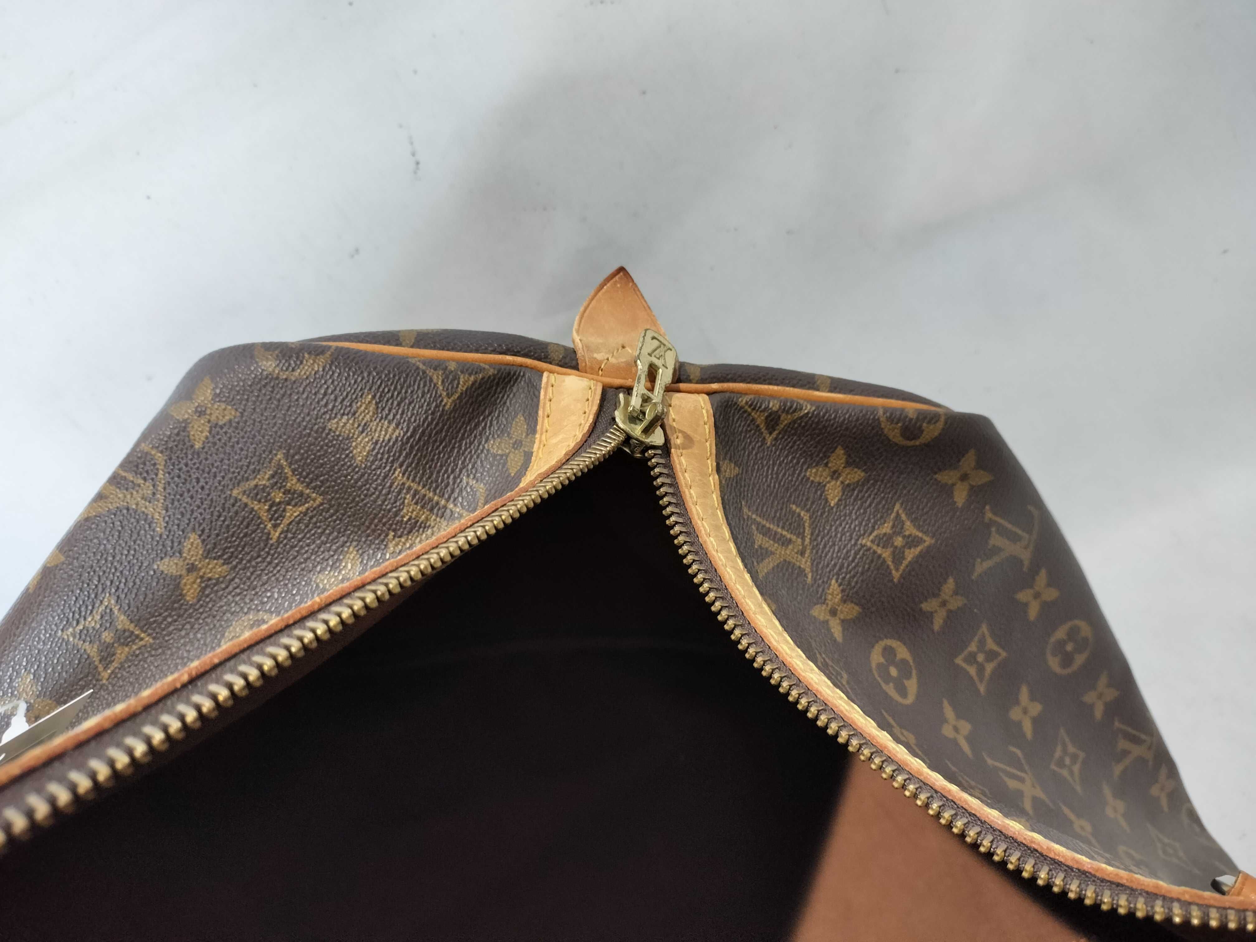 Monogram M41424 Keepall 55 Boston Bag — view 11