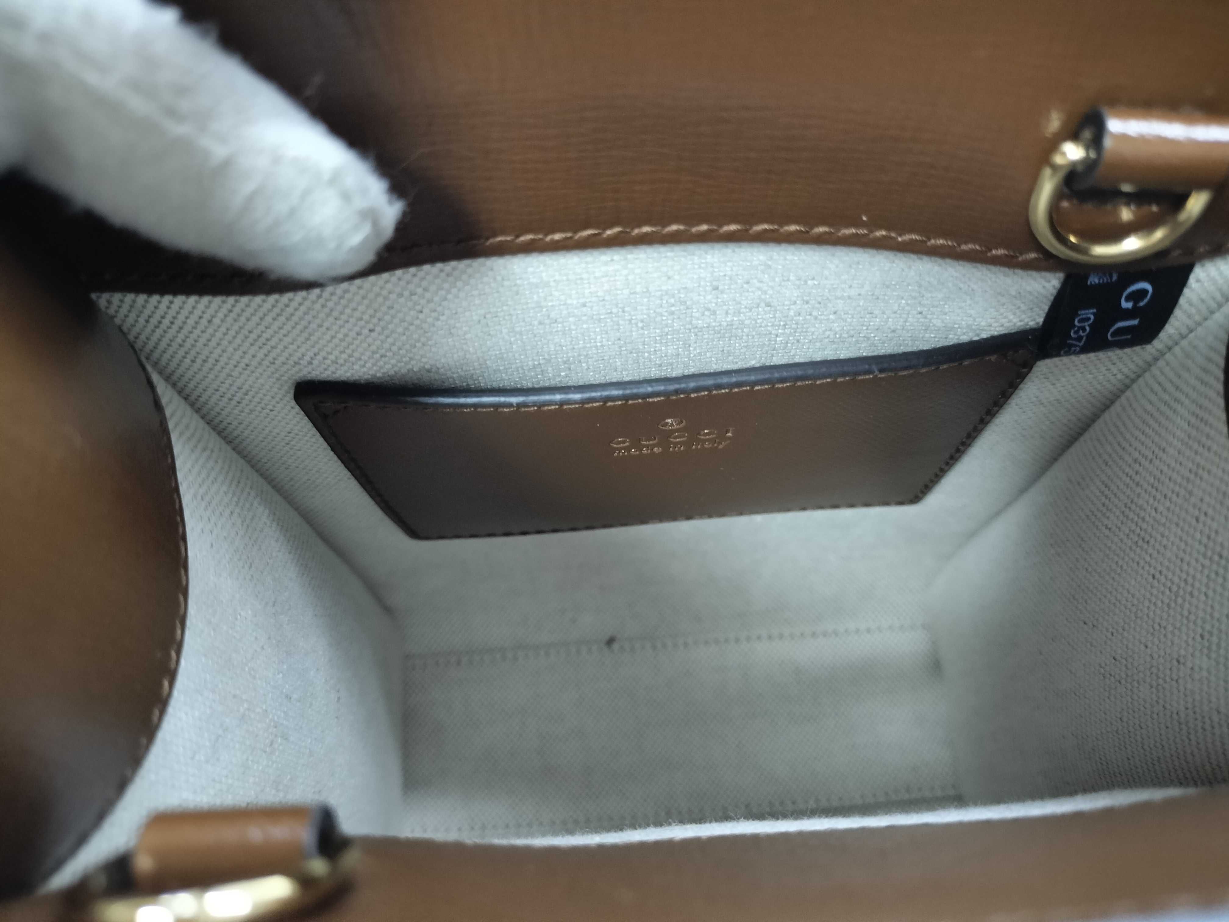 GG Supreme Interlocking G 2-way Handbag — view 11