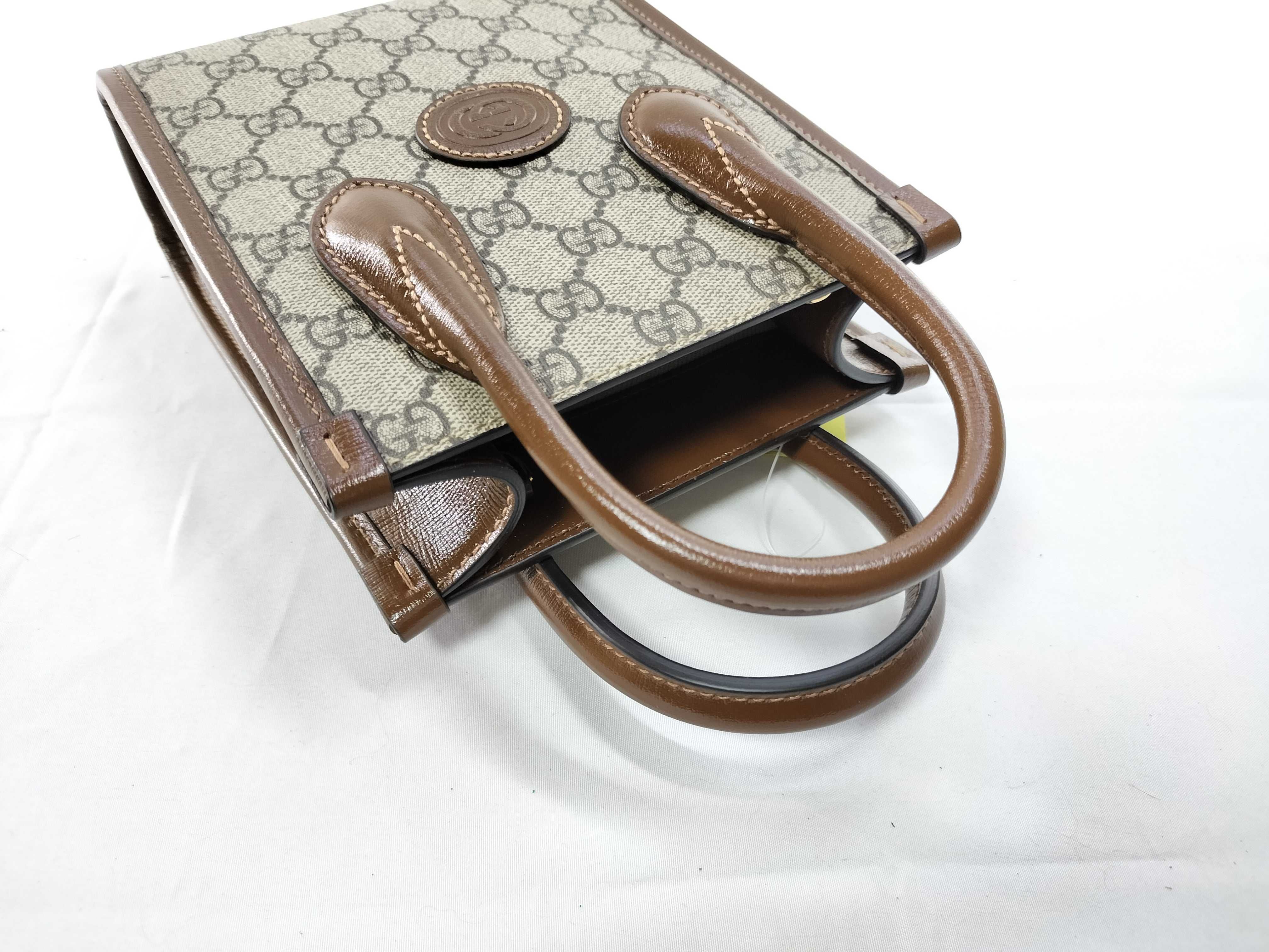 GG Supreme Interlocking G 2-way Handbag — view 3