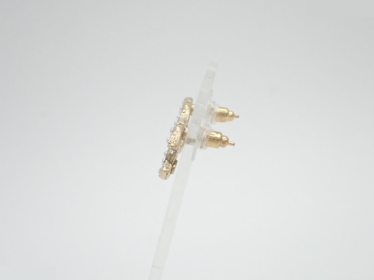 Earrings, Coco Mark, Pearl — view 3