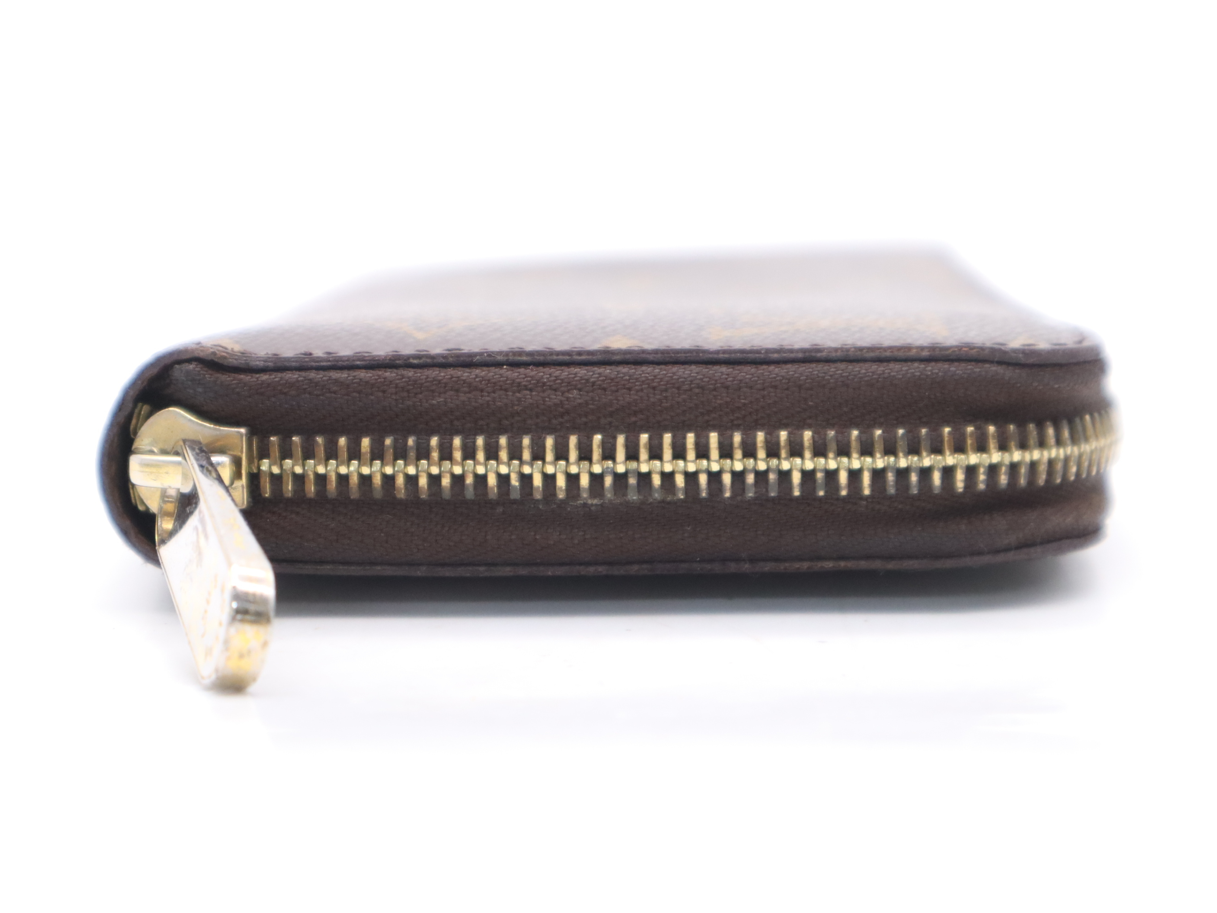 M42616 Monogram Zippy Wallet — view 5